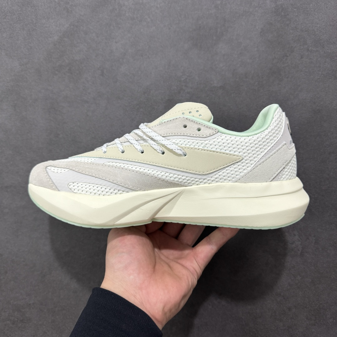 图片[2]-【RS版】AD Lightblaze 舒适耐磨减震专业跑步鞋 冲向目标，一路向前，不断挑战和突破自我无论是平时训练还是马拉松，让这款adidas跑步鞋伴你畅快开跑兼具舒适性和结构感，搭载Lightstrike科技，为步伐注入活力 货号：JP8363 尺码：39-45-选品中心