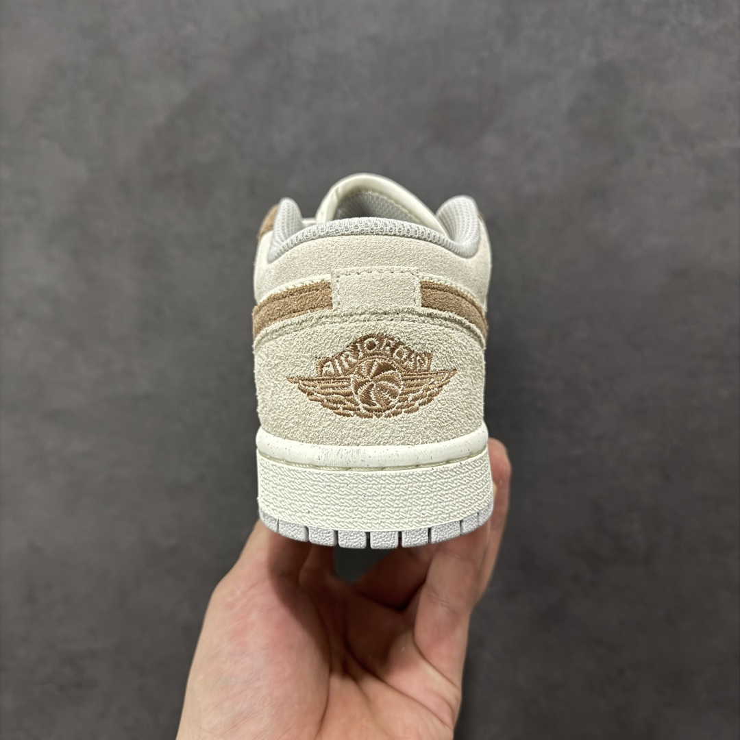 图片[4]-【H11版本】耐克Nike Air Jordan 1 AJ1经典复古经典低帮百搭文化篮球鞋 HF1567-200 公司级真标半码制#原档案原数据开发版型#采用荔枝纹头层皮革鞋面材质#原厂立体填充鞋舌海绵#中底注胶孔及缜密中底拉帮工艺#原数据开发模具大底 尺码：35.5 36 36.5 37.5 38 38.5 39 40 40.5 41 42 42.5 43 44 44.5 45 46 47.5 编码：H11B270280-选品中心