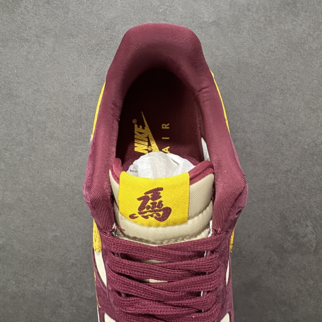 图片[7]-【定制版】马年限定限量发售高端定制 Nike Air Force 1 \’07 Low “马年限定联名—— 酒红金钩” 高端定制 低帮休闲板鞋 定制鞋盒 大厂纯原品质出货 超高清洁度 皮料切割干净无任何毛边 细节完美 货号：KD1688-003 尺码：36 36.5 37.5 38 38.5 39 40 40.5 41 42 42.5 43 44 44.5 45 编码：HXSB310320-选品中心