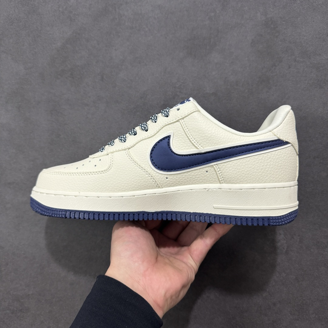 图片[2]-【定制版】公司级Nike Air Force 1 \’07 Low “川久保玲联名——爱心湖水蓝”空军一号 高端定制 低帮 运动鞋 休闲鞋 折边针车 工艺难度大 原楦头原纸板 原装鞋盒 定制五金配件 内置全掌气垫 原厂鞋底 货号：LD1999-004 尺码：36 36.5 37.5 38 38.5 39 40 40.5 41 42 42.5 43 44 44.5 45 编码：HXSB310320-选品中心