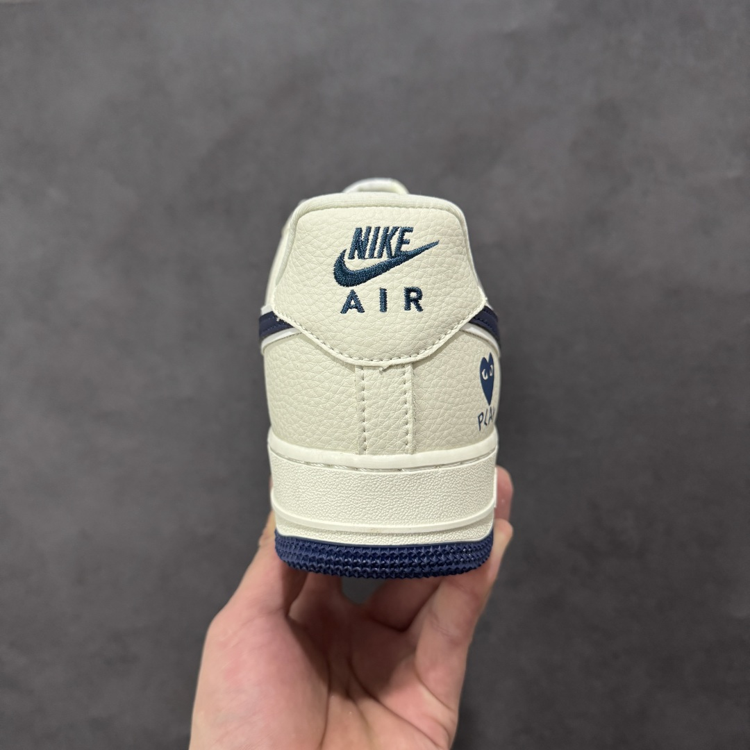 图片[4]-【定制版】公司级Nike Air Force 1 \’07 Low “川久保玲联名——爱心湖水蓝”空军一号 高端定制 低帮 运动鞋 休闲鞋 折边针车 工艺难度大 原楦头原纸板 原装鞋盒 定制五金配件 内置全掌气垫 原厂鞋底 货号：LD1999-004 尺码：36 36.5 37.5 38 38.5 39 40 40.5 41 42 42.5 43 44 44.5 45 编码：HXSB310320-选品中心