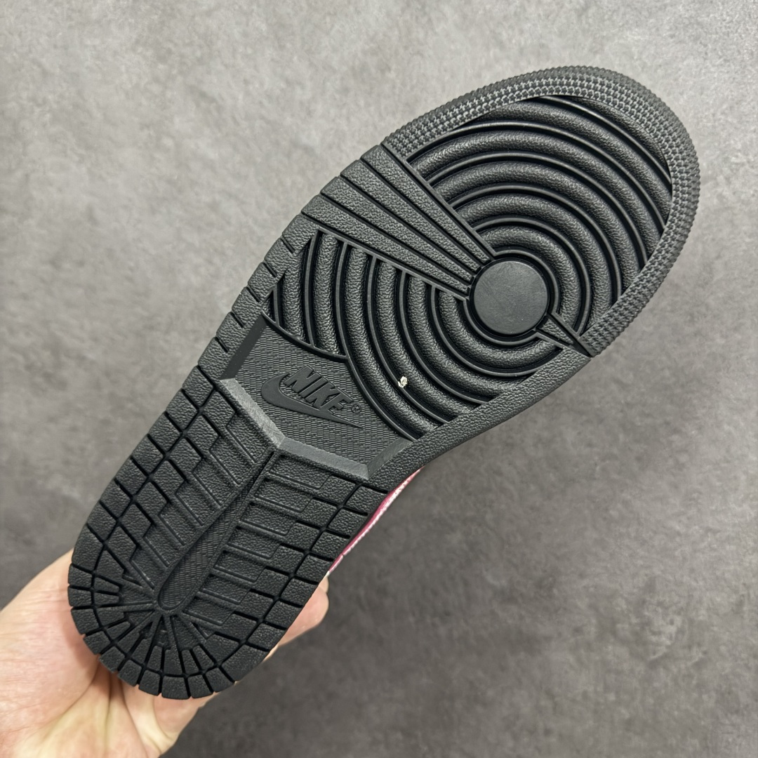 图片[9]-【K版纯原】Air Jordan AJ1 MID 中帮 IB7007-107 全新流水线出品 市场第二梯队最强版 全部原鞋开发 原楦原纸板开发 全鞋电脑针车 原厂内置全掌气垫 原盒内在原标 唯一Zp原版鞋带绑法 免检产品 全新2022版型 全头层皮料 完美零毛边处理 原厂配置全掌气垫 价格定位良心 新配色陆续出货 尺码：36-46-选品中心