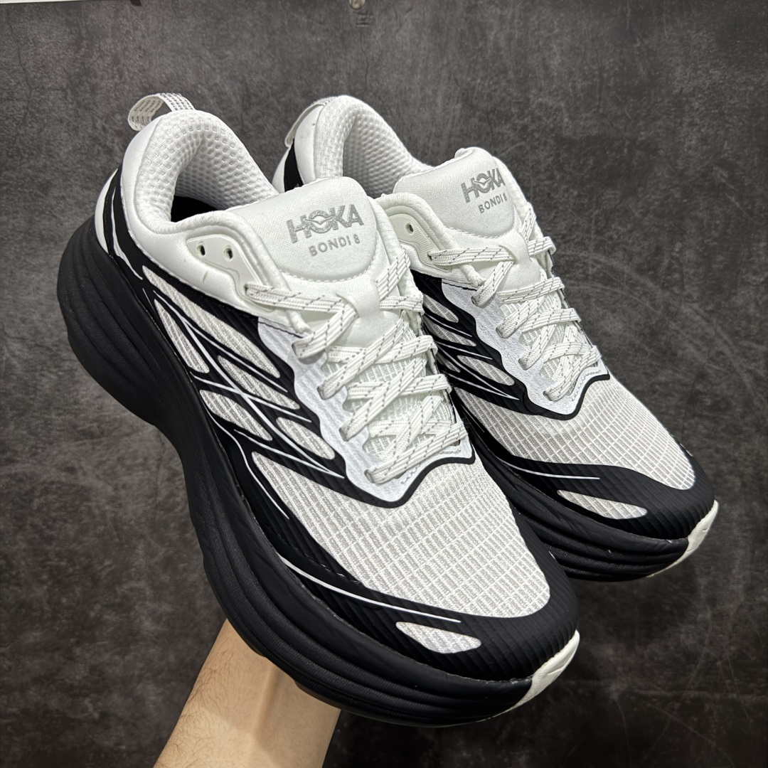 图片[2]-【纯原H版】Hoka Bondi 8 TS Caged 邦迪8 网面透气跑步鞋 1123202 全新外贸订单出货 原材料原数据打造 邦代八代缓震网面耐磨低帮跑步鞋 原始的 Bondi 缓震和线条在这里 提供该特许经营权众所周知的柔软、平衡的乘坐体验 Bondi 使用加长的摇杆微调几何形状 以获得更大的加速度 尺码： 36 36.5 37 38 38.5 39 40 40.5 41 42 42.5 43 44 44.5 45-选品中心
