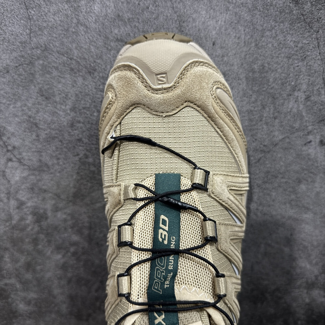 图片[5]-【纯原W1版】SALOMON XA Pro 3D 卡其绿491279 萨洛蒙潮流越野机能户外功能鞋 纯原外贸平台特供订单 耗时半年巨作 全套原纸板楦头开发 原厂特供网布配套加持 确保原汁原味 完美呈现版型 原档数据独家私模五层组合大底 男女鞋同步官方开发 原装Ortholite轻量化鞋垫 中底布带钢印编号 原厂TPU锁扣 进口港宝加持 后跟自然饱满 还原公司包裹性 鞋面采用SENSIFT贴合技术 全方位贴合包裹脚型 鞋跟部鞋底牵引设计 提供强大的抓地性能 更适应野外崎岖不平的道路 其3D ADVANCED CHASSIS底盘 材料轻量大化 钉齿设计更具稳定性 防护性 鞋底易磨损区运用CONTAGRIP高耐磨材料 应对城市硬质路面长距离跑考验 尺码：36 36.5 37.5 38 38.5 39 40 40.5 41 42 42.5 43 44 44.5 45-选品中心