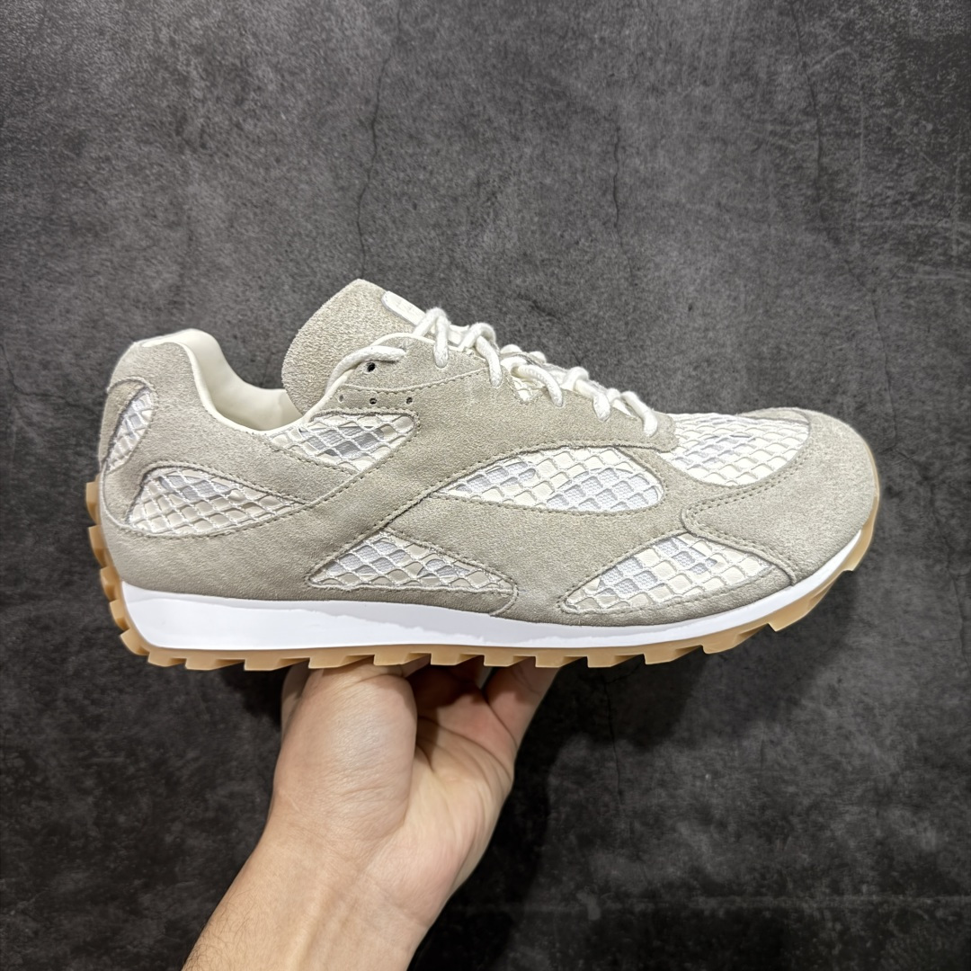 【纯原M版】BOTTEGA VENETA Orbit Runner BV葆蝶家时尚休闲王一博同款老爹鞋运动鞋 原版开发 一比一打造 相似度百分之99以上 市场一梯队级别品质 区别市场任何标文顶级品质版本 采用轻质科技网布面料 搭配几何图案设计橡胶外底 王炸系列 高版本 认准套包工艺 实际增高很多哦 还是一样显腿细非常nice 耐玩耐造 对标对版 套包鞋工艺 认准高版本 大底选用拼色TPU大底 配置原版包装 尺码：35 36 37 38 39 40 41 42 43 44 45-选品中心