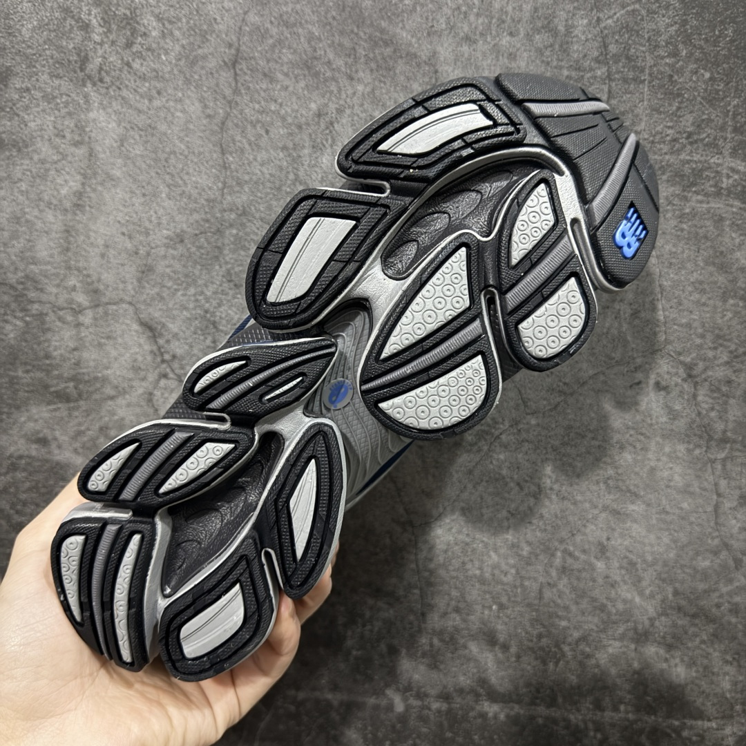 图片[9]-【公司级】New Balance 新百伦 NB2000 网面休闲鞋 U20008AT NB官方重磅新品 一款融合复古设计与现代科技的跑鞋，以其经典的造型和舒适脚感，成为2025年复古潮流爱好的推荐单品。 极具视觉冲击力的5根ABZORB单元，以及无缝鞋面的设计，加上3M反光材质的装饰，比之前推出的9060系列更夸张，更具未来感。 尺码：36-46.5-选品中心