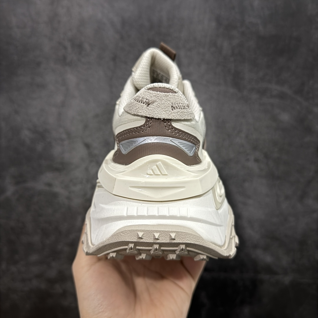 图片[4]-【升级版】Adidas XLG Storm Edge 阿迪复古透气休闲老爹鞋 浅咖 区别先行版 细节品质均有升级 鞋面由三明治网布制成 提供卓越的空气流通性能 中底使用品牌独有的Bounce缓震技术 帮助减少地面对关节的冲击力 提升整体的舒适性 鞋子的设计风格简约大气 同时兼顾功能性和美感 适用于各种场景 货号：KK1003  尺码：36 36.5 37 38 38.5 39 40 40.5 41 42 42.5 43 44 44.5 45-选品中心