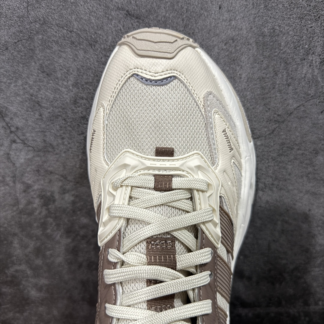 图片[5]-【升级版】Adidas XLG Storm Edge 阿迪复古透气休闲老爹鞋 浅咖 区别先行版 细节品质均有升级 鞋面由三明治网布制成 提供卓越的空气流通性能 中底使用品牌独有的Bounce缓震技术 帮助减少地面对关节的冲击力 提升整体的舒适性 鞋子的设计风格简约大气 同时兼顾功能性和美感 适用于各种场景 货号：KK1003  尺码：36 36.5 37 38 38.5 39 40 40.5 41 42 42.5 43 44 44.5 45-选品中心