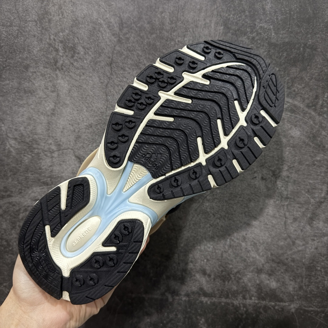 图片[9]-【纯原版】外贸爆款 Pharrell x AD Adistar Jellyfish 联名款低帮复古风老爹鞋水母鞋 JP9277 未来科技感十足 以3D风格焕新演绎标志性三条纹 为造型添上点睛之笔 金属质感视觉效果TPU自带哑光反射 非常的细节 最大的亮点无疑是鞋屁股 大块的tpu包裹 让增高的大底不再突兀 更显腿长脚细 尺码：36 36.5 37 38 38.5 39 40 40.5 41 42 42.5 43 44 44.5 45 46 47-选品中心