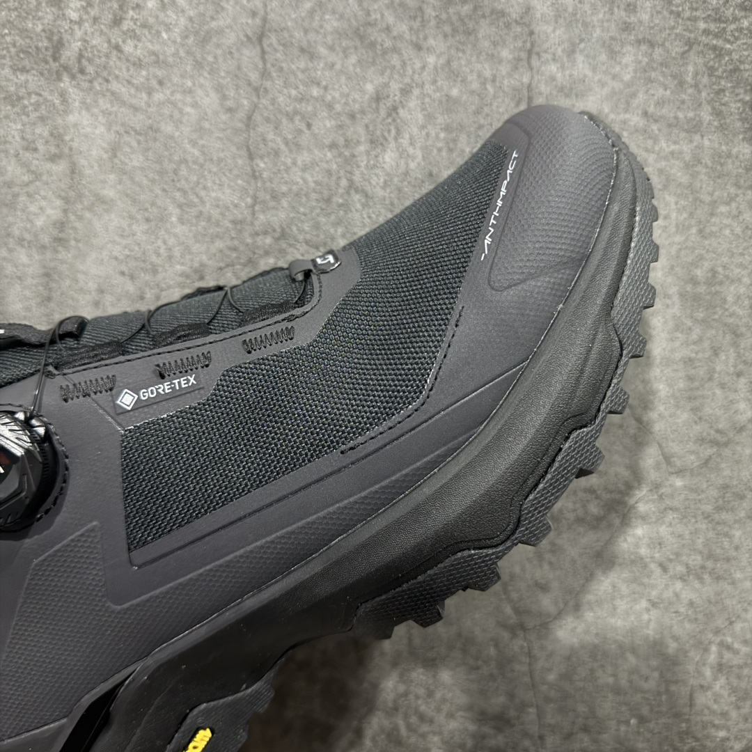 图片[7]-【GX纯原】凯乐石KAILAS 界山 GTX BOA 旋钮 舒适简约经典登山 防滑耐磨防水 低帮 徒步鞋 市面唯一正确防泼水防水面料 正确防水内里布 真正做到内外防水 区别市场假防水 鞋面材质：运用耐磨防砂网布，能防止沙石进入鞋内，同时具备良好的透气性，可让脚部保持干爽。 \\t鞋底性能：搭载Vibram防滑耐磨大底，有出色的抓地力，仿鲨齿纹路设计，能应对各种复杂路面；鞋底还能提供良好的稳定性和支撑力，减少脚部疲劳。 \\t防水技术：采用FILTERTEC防水透气技术，防水指数高达8000mm H₂O，能有效防止雨水渗透，同时能保持脚面干爽。 \\t细节设计：鞋头采用橡胶防撞包边，保护脚趾免受伤害；鞋舌一体式设计，防止碎石泥沙进入；采用亚洲人脚型鞋楦设计，配合中腰包裹，提高舒适性。 适用场景：适合多日或单日轻装徒步，也可用于城市通勤，是一双兼顾户外与日常穿着的多功能鞋子。 尺码：39-45 带半码-选品中心