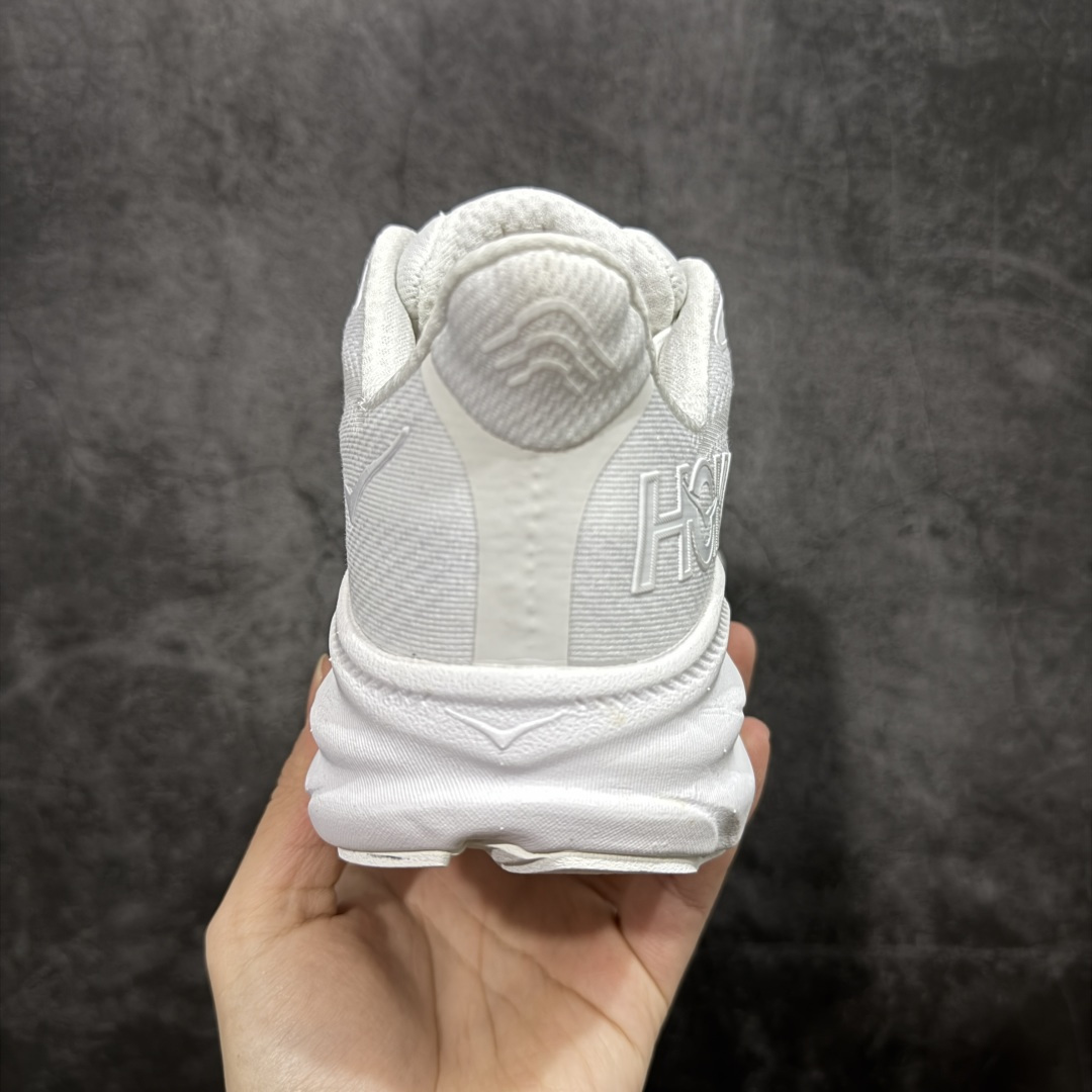 图片[4]-【纯原H版】HOKA ONE ONE Clifton 克里夫顿9代 市场顶级版本 正确细节组合大底 超高品质 欢迎对比 平台电商货盘订单 稳定补货 不断码 配套原装针织网面和纱线 原厂配套泡棉中底 既轻又缓震 原厂配套进口海绵填充 真正1：1工艺出品 尺码：36 36.5 37.5 38 38.5 39 40 40.5 41 42 42.5 43 44 44.5 45-选品中心