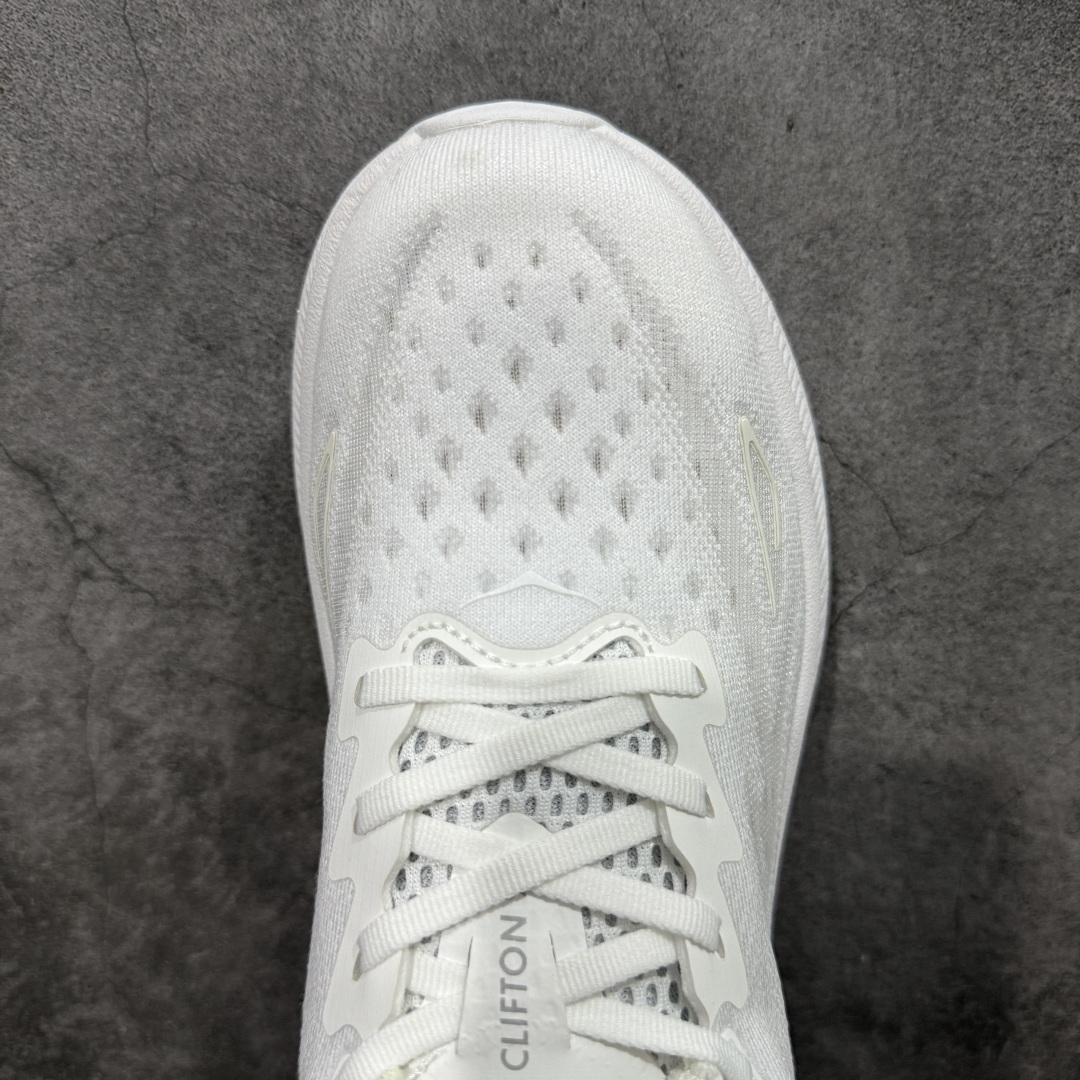图片[5]-【纯原H版】HOKA ONE ONE Clifton 克里夫顿9代 市场顶级版本 正确细节组合大底 超高品质 欢迎对比 平台电商货盘订单 稳定补货 不断码 配套原装针织网面和纱线 原厂配套泡棉中底 既轻又缓震 原厂配套进口海绵填充 真正1：1工艺出品 尺码：36 36.5 37.5 38 38.5 39 40 40.5 41 42 42.5 43 44 44.5 45-选品中心