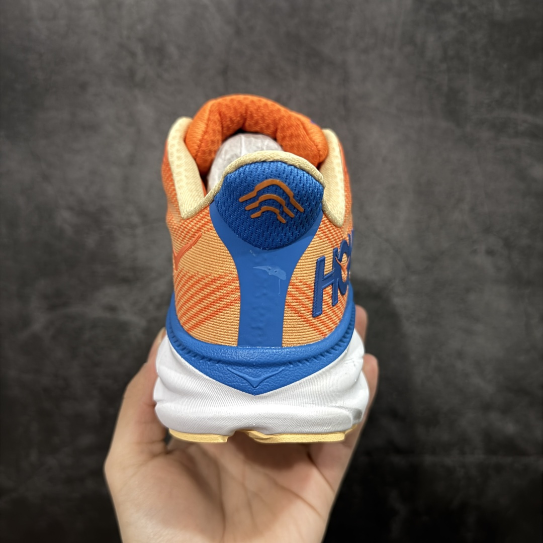 图片[4]-【纯原H版】HOKA ONE ONE Clifton 克里夫顿9代 市场顶级版本 正确细节组合大底 超高品质 欢迎对比 平台电商货盘订单 稳定补货 不断码 配套原装针织网面和纱线 原厂配套泡棉中底 既轻又缓震 原厂配套进口海绵填充 真正1：1工艺出品 尺码：36 36.5 37.5 38 38.5 39 40 40.5 41 42 42.5 43 44 44.5 45-选品中心