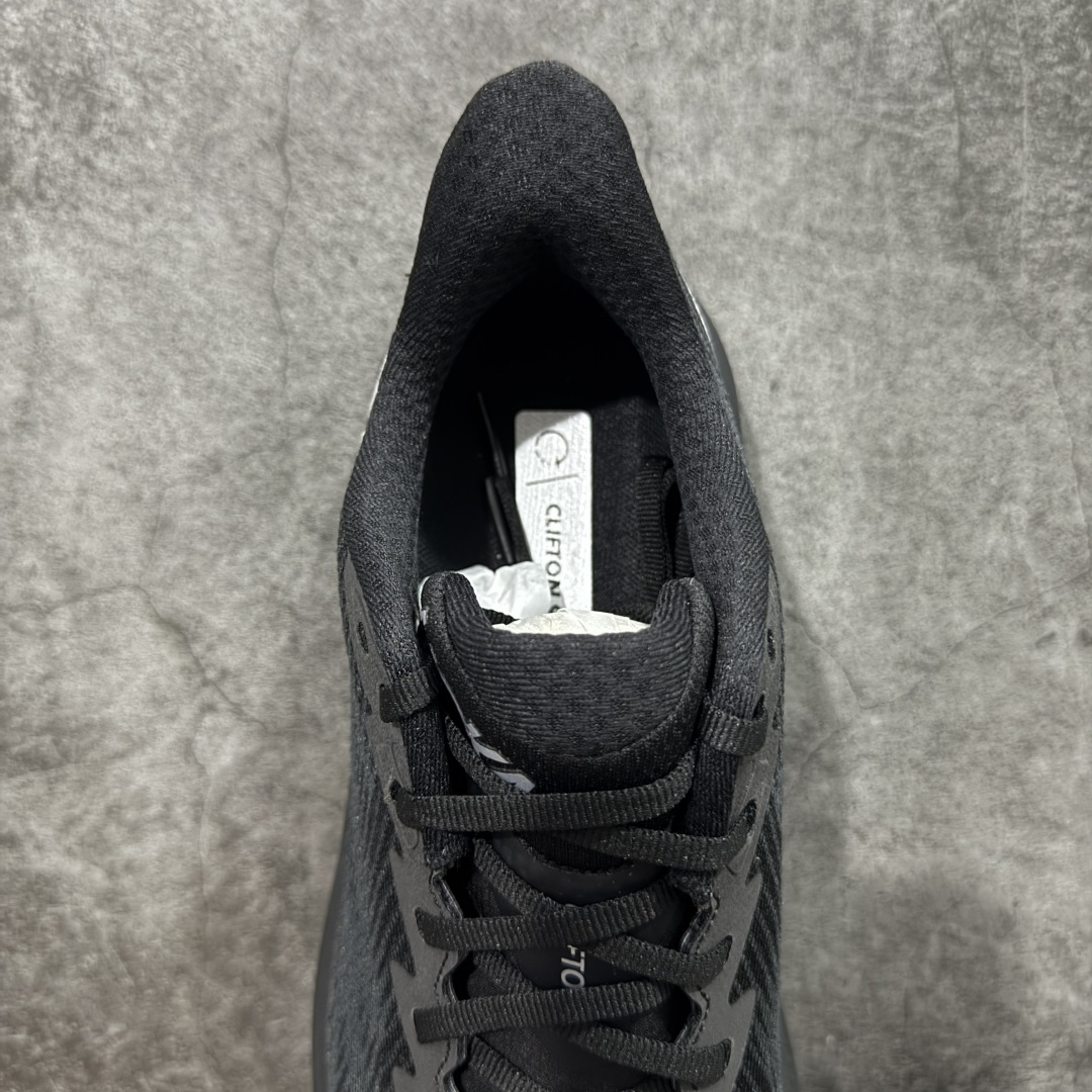 图片[8]-【纯原H版】HOKA ONE ONE Clifton 克里夫顿9代 市场顶级版本 正确细节组合大底 超高品质 欢迎对比 平台电商货盘订单 稳定补货 不断码 配套原装针织网面和纱线 原厂配套泡棉中底 既轻又缓震 原厂配套进口海绵填充 真正1：1工艺出品 尺码：36 36.5 37.5 38 38.5 39 40 40.5 41 42 42.5 43 44 44.5 45-选品中心