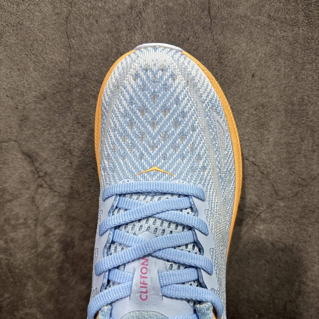 图片[5]-【纯原H版】HOKA ONE ONE Clifton 克里夫顿9代 市场顶级版本 正确细节组合大底 超高品质 欢迎对比 平台电商货盘订单 稳定补货 不断码 配套原装针织网面和纱线 原厂配套泡棉中底 既轻又缓震 原厂配套进口海绵填充 真正1：1工艺出品 尺码：36 36.5 37.5 38 38.5 39 40 40.5 41 42 42.5 43 44 44.5 45-选品中心