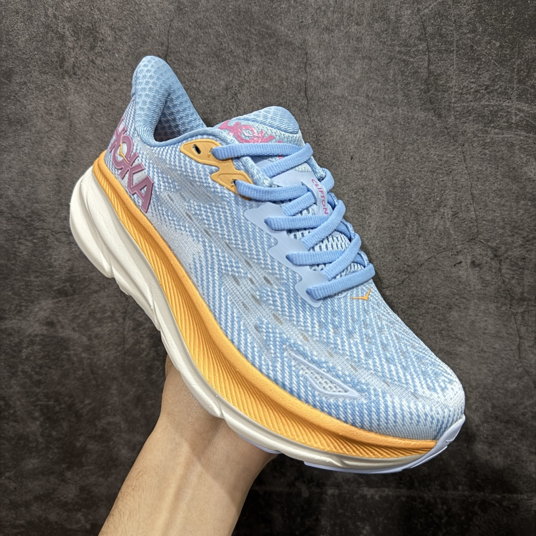 图片[3]-【纯原H版】HOKA ONE ONE Clifton 克里夫顿9代 市场顶级版本 正确细节组合大底 超高品质 欢迎对比 平台电商货盘订单 稳定补货 不断码 配套原装针织网面和纱线 原厂配套泡棉中底 既轻又缓震 原厂配套进口海绵填充 真正1：1工艺出品 尺码：36 36.5 37.5 38 38.5 39 40 40.5 41 42 42.5 43 44 44.5 45-选品中心