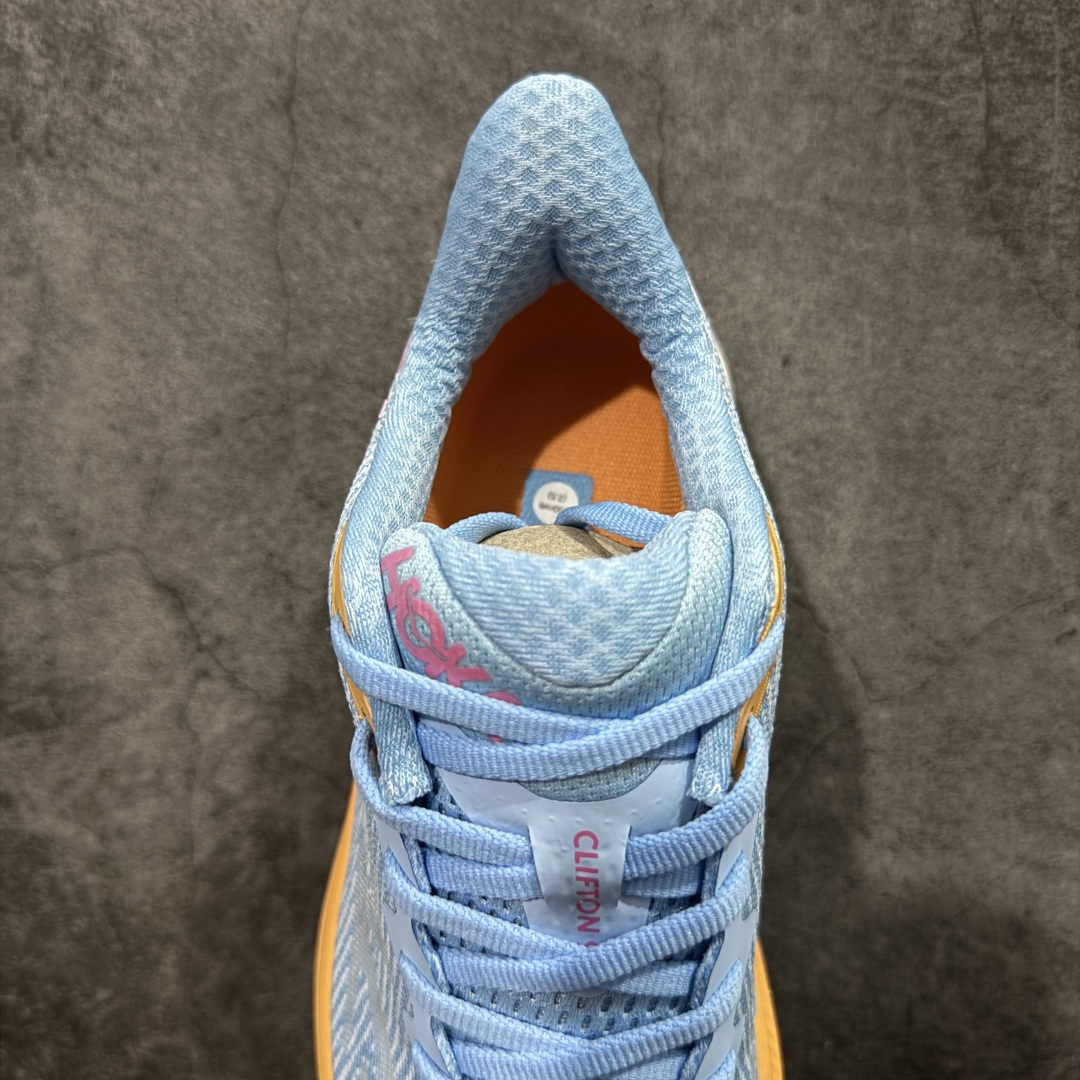 图片[8]-【纯原H版】HOKA ONE ONE Clifton 克里夫顿9代 市场顶级版本 正确细节组合大底 超高品质 欢迎对比 平台电商货盘订单 稳定补货 不断码 配套原装针织网面和纱线 原厂配套泡棉中底 既轻又缓震 原厂配套进口海绵填充 真正1：1工艺出品 尺码：36 36.5 37.5 38 38.5 39 40 40.5 41 42 42.5 43 44 44.5 45-选品中心
