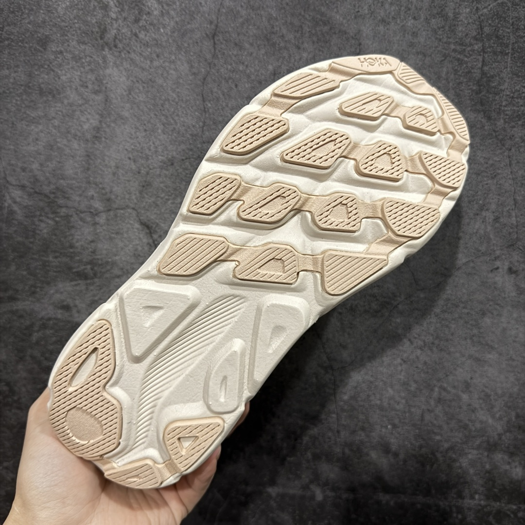 图片[9]-【纯原H版】HOKA ONE ONE Clifton 克里夫顿9代 市场顶级版本 正确细节组合大底 超高品质 欢迎对比 平台电商货盘订单 稳定补货 不断码 配套原装针织网面和纱线 原厂配套泡棉中底 既轻又缓震 原厂配套进口海绵填充 真正1：1工艺出品 尺码：36 36.5 37.5 38 38.5 39 40 40.5 41 42 42.5 43 44 44.5 45-选品中心