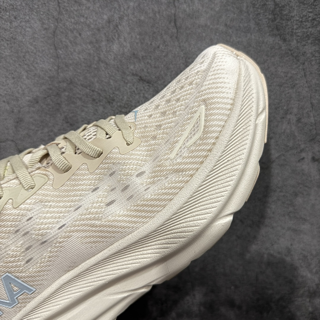 图片[6]-【纯原H版】HOKA ONE ONE Clifton 克里夫顿9代 市场顶级版本 正确细节组合大底 超高品质 欢迎对比 平台电商货盘订单 稳定补货 不断码 配套原装针织网面和纱线 原厂配套泡棉中底 既轻又缓震 原厂配套进口海绵填充 真正1：1工艺出品 尺码：36 36.5 37.5 38 38.5 39 40 40.5 41 42 42.5 43 44 44.5 45-选品中心