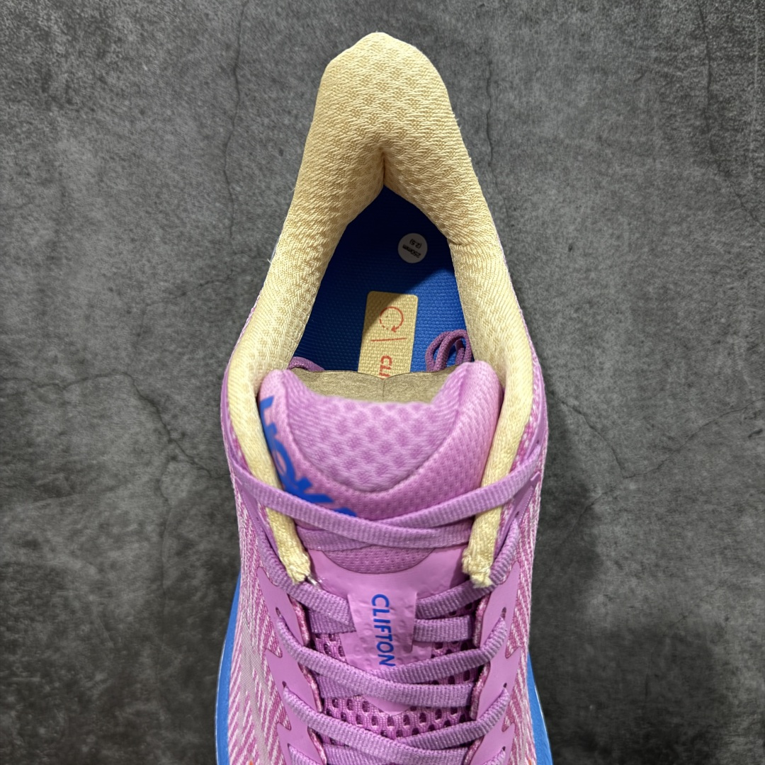 图片[8]-【纯原H版】HOKA ONE ONE Clifton 克里夫顿9代 市场顶级版本 正确细节组合大底 超高品质 欢迎对比 平台电商货盘订单 稳定补货 不断码 配套原装针织网面和纱线 原厂配套泡棉中底 既轻又缓震 原厂配套进口海绵填充 真正1：1工艺出品 尺码：36 36.5 37.5 38 38.5 39 40 40.5 41 42 42.5 43 44 44.5 45-选品中心