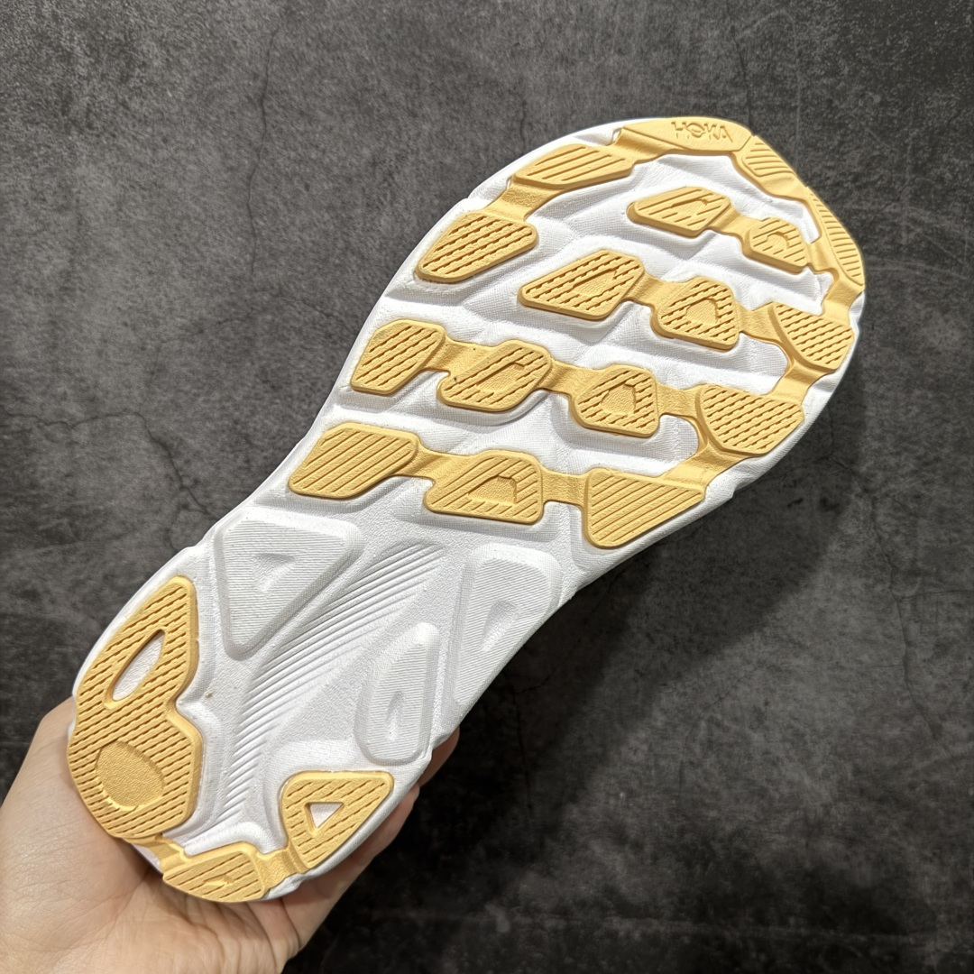 图片[9]-【纯原H版】HOKA ONE ONE Clifton 克里夫顿9代 市场顶级版本 正确细节组合大底 超高品质 欢迎对比 平台电商货盘订单 稳定补货 不断码 配套原装针织网面和纱线 原厂配套泡棉中底 既轻又缓震 原厂配套进口海绵填充 真正1：1工艺出品 尺码：36 36.5 37.5 38 38.5 39 40 40.5 41 42 42.5 43 44 44.5 45-选品中心