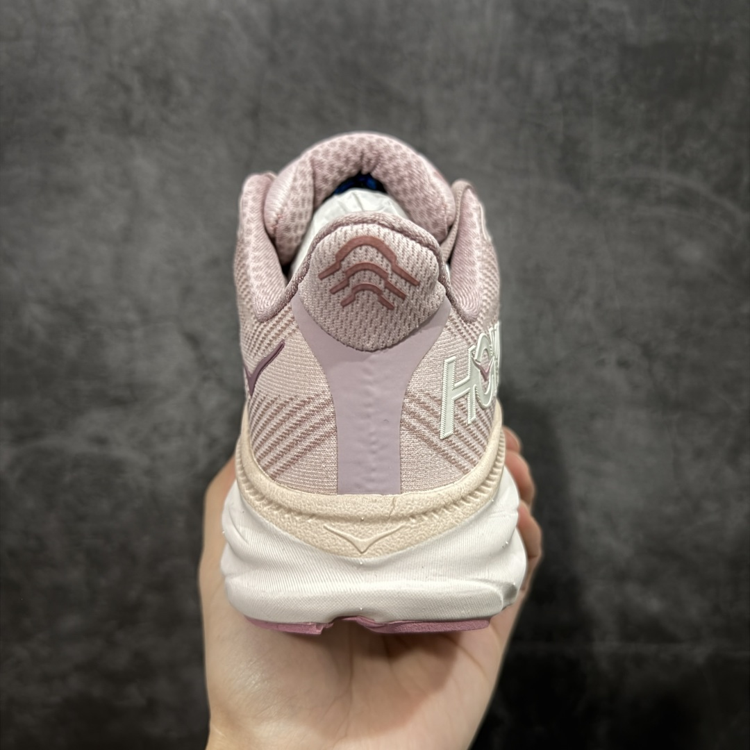 图片[4]-【纯原H版】HOKA ONE ONE Clifton 克里夫顿9代 市场顶级版本 正确细节组合大底 超高品质 欢迎对比 平台电商货盘订单 稳定补货 不断码 配套原装针织网面和纱线 原厂配套泡棉中底 既轻又缓震 原厂配套进口海绵填充 真正1：1工艺出品 尺码：36 36.5 37.5 38 38.5 39 40 40.5 41 42 42.5 43 44 44.5 45-选品中心