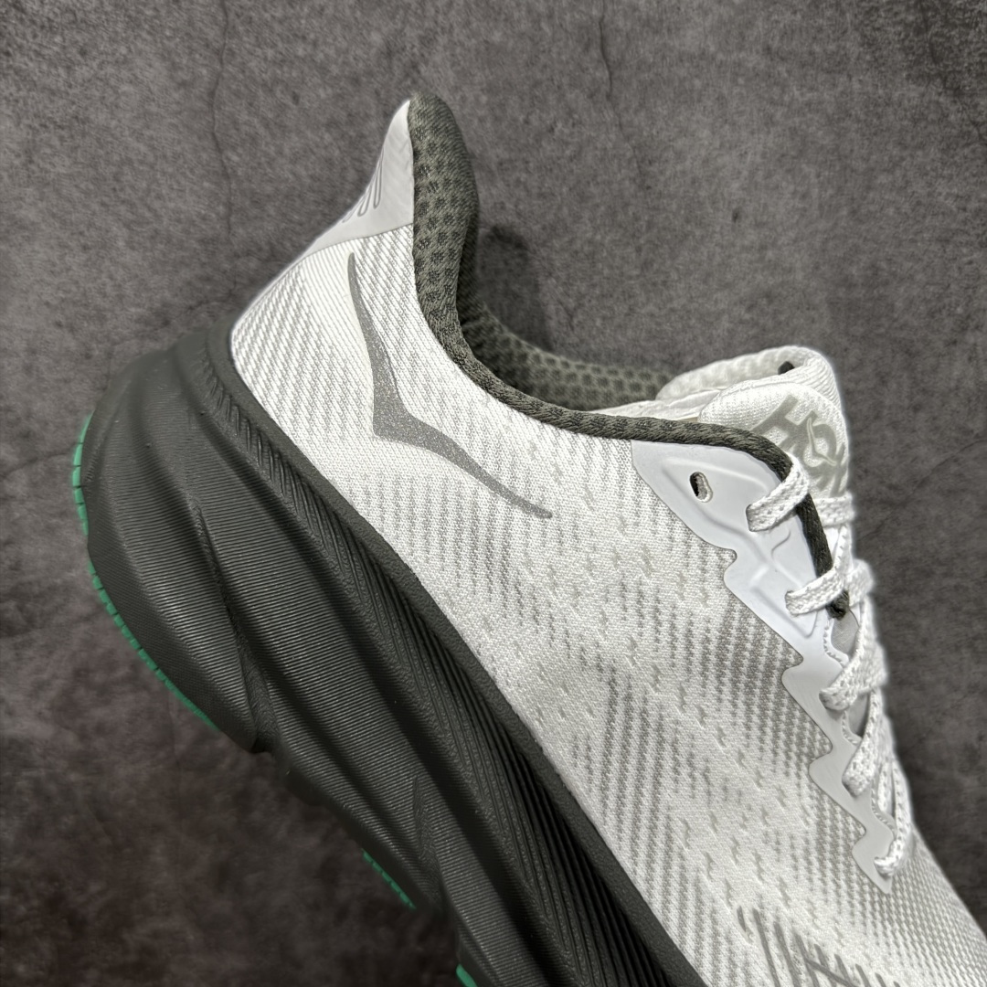 图片[7]-【纯原H版】HOKA ONE ONE Clifton 克里夫顿9代 市场顶级版本 正确细节组合大底 超高品质 欢迎对比 平台电商货盘订单 稳定补货 不断码 配套原装针织网面和纱线 原厂配套泡棉中底 既轻又缓震 原厂配套进口海绵填充 真正1：1工艺出品 尺码：36 36.5 37.5 38 38.5 39 40 40.5 41 42 42.5 43 44 44.5 45-选品中心