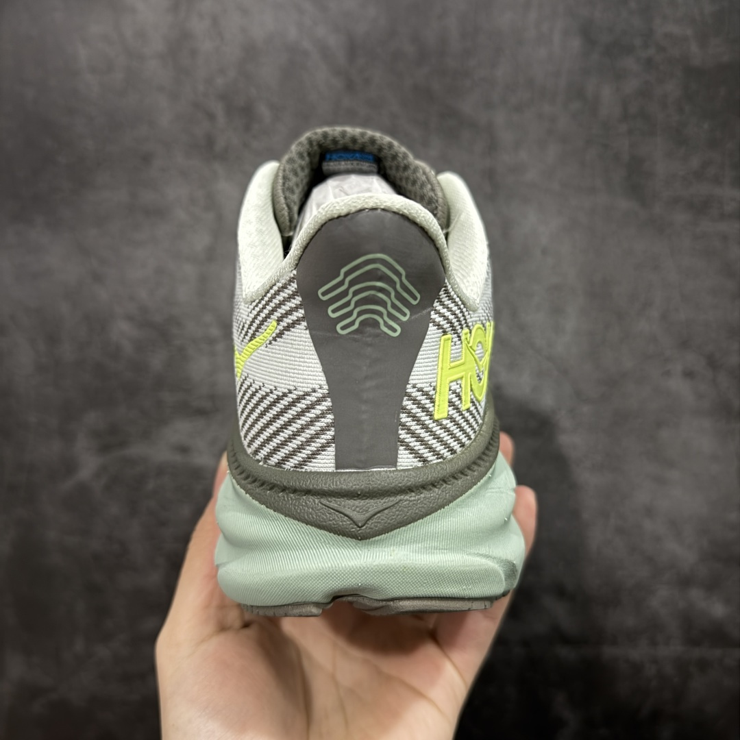 图片[4]-【纯原H版】HOKA ONE ONE Clifton 克里夫顿9代 市场顶级版本 正确细节组合大底 超高品质 欢迎对比 平台电商货盘订单 稳定补货 不断码 配套原装针织网面和纱线 原厂配套泡棉中底 既轻又缓震 原厂配套进口海绵填充 真正1：1工艺出品 尺码：36 36.5 37.5 38 38.5 39 40 40.5 41 42 42.5 43 44 44.5 45-选品中心