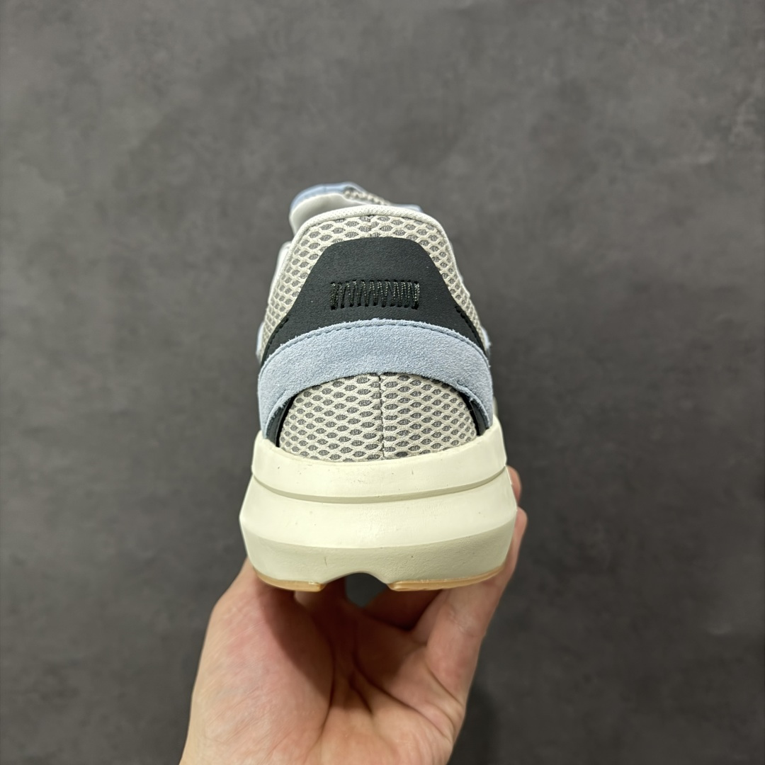 图片[4]-【RS版】AD Lightblaze 舒适耐磨减震专业跑步鞋 冲向目标，一路向前，不断挑战和突破自我无论是平时训练还是马拉松，让这款adidas跑步鞋伴你畅快开跑兼具舒适性和结构感，搭载Lightstrike科技，为步伐注入活力 货号：JQ9970 尺码：39-45-选品中心