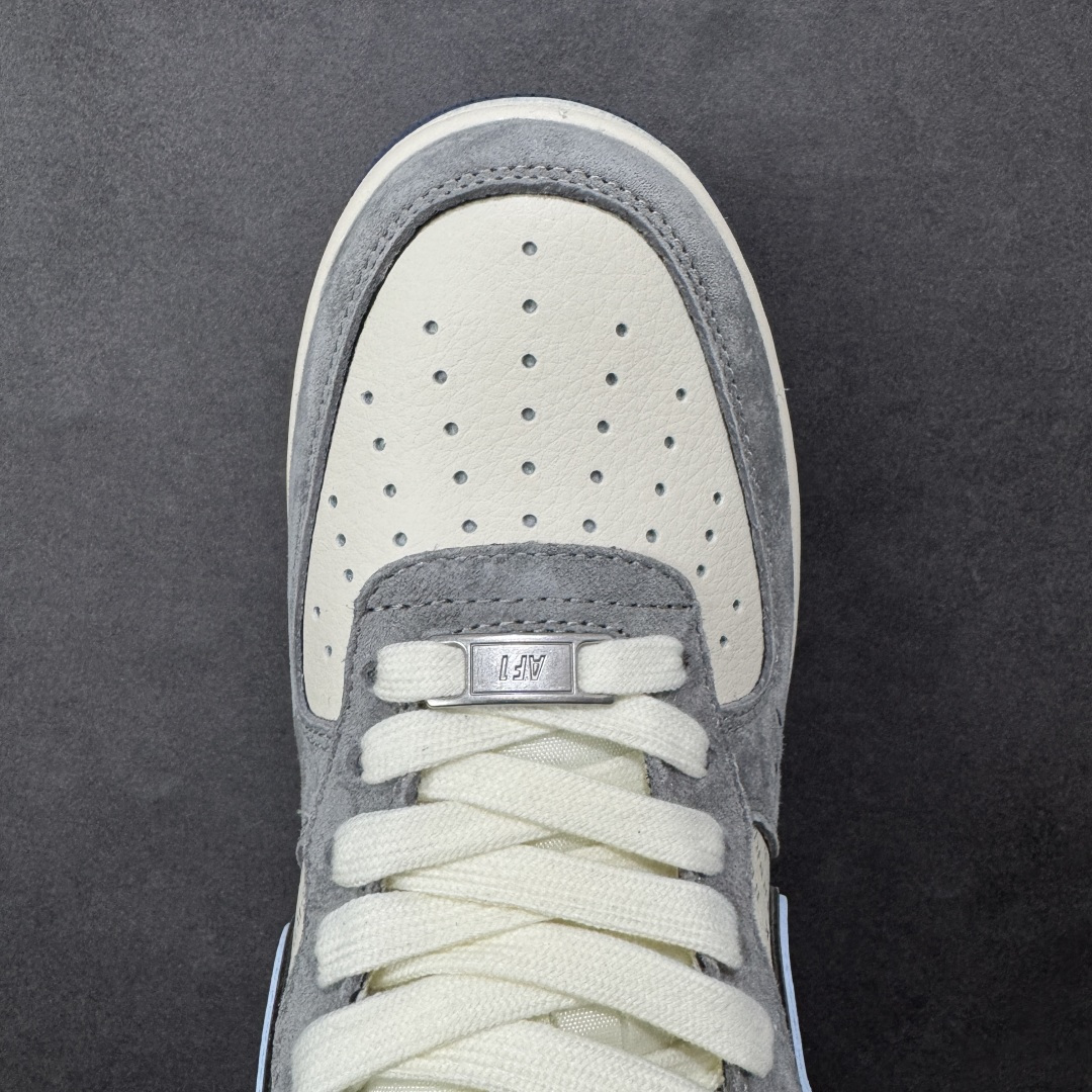 图片[8]-【定制版】Nike Air Force 1 \’07 Low “暴力熊联名—— 白蓝灰麂皮” 高端定制 低帮休闲板鞋 定制鞋盒 大厂纯原品质出货 超高清洁度 皮料切割干净无任何毛边 细节完美 货号：XD9314-610 尺码： 36 36.5 37.5 38 38.5 39 40 40.5 41 42 42.5 43 44 44.5 45-选品中心