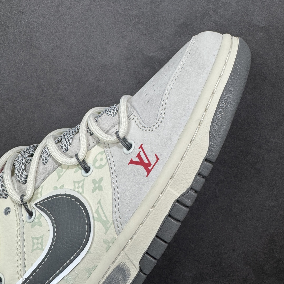 图片[5]-【定制版】NK SB Dunk Low LV联名 米灰抽绳 周年高端定制 低帮休闲板鞋 #定制鞋盒 大厂纯原品质出货 超高清洁度 皮料切割干净无任何毛边 细节完美 货号：CX5050-Y51 尺码：36 36.5 37.5 38 38.5 39 40 40.5 41 42 42.5 43 44 44.5 45 编码：GLB340350-选品中心