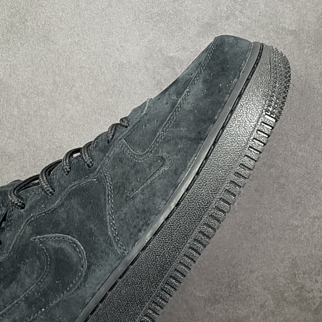 图片[5]-【定制版】#Supreme x Nk Air Force 1’07 Mid 定制配色 Supreme联名 空军一号经典中帮休闲百搭板鞋 公司级版本 定制鞋盒 大厂流水生产 超高清洁度 皮料切割干净无任何毛边 内置蜂窝气垫 细节做工一流 橡胶鞋底 防滑耐磨 舒适上脚 货号：DV0788-004  尺码：36 36.5 37.5 38 38.5 39 40 40.5 41 42 42.5 43 44 44.5 45 编码：GLA310320-选品中心