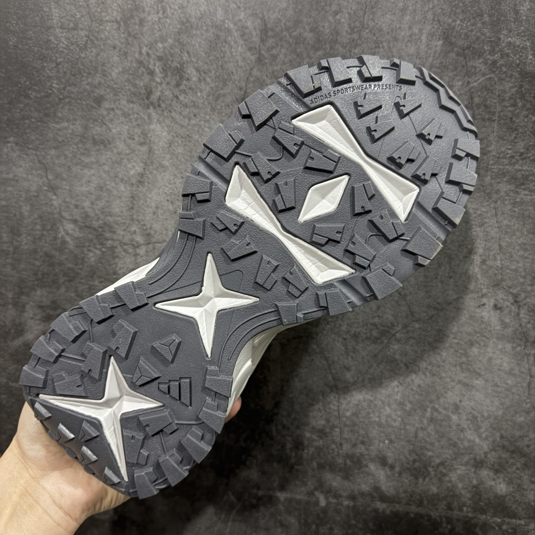 图片[9]-【升级版】Adidas XLG Storm Edge 阿迪复古透气休闲老爹鞋 区别先行版 细节品质均有升级 鞋面由三明治网布制成 提供卓越的空气流通性能 中底使用品牌独有的Bounce缓震技术 帮助减少地面对关节的冲击力 提升整体的舒适性 鞋子的设计风格简约大气 同时兼顾功能性和美感 适用于各种场景 货号：KK1002  尺码：36 36.5 37 38 38.5 39 40 40.5 41 42 42.5 43 44 44.5 45-选品中心