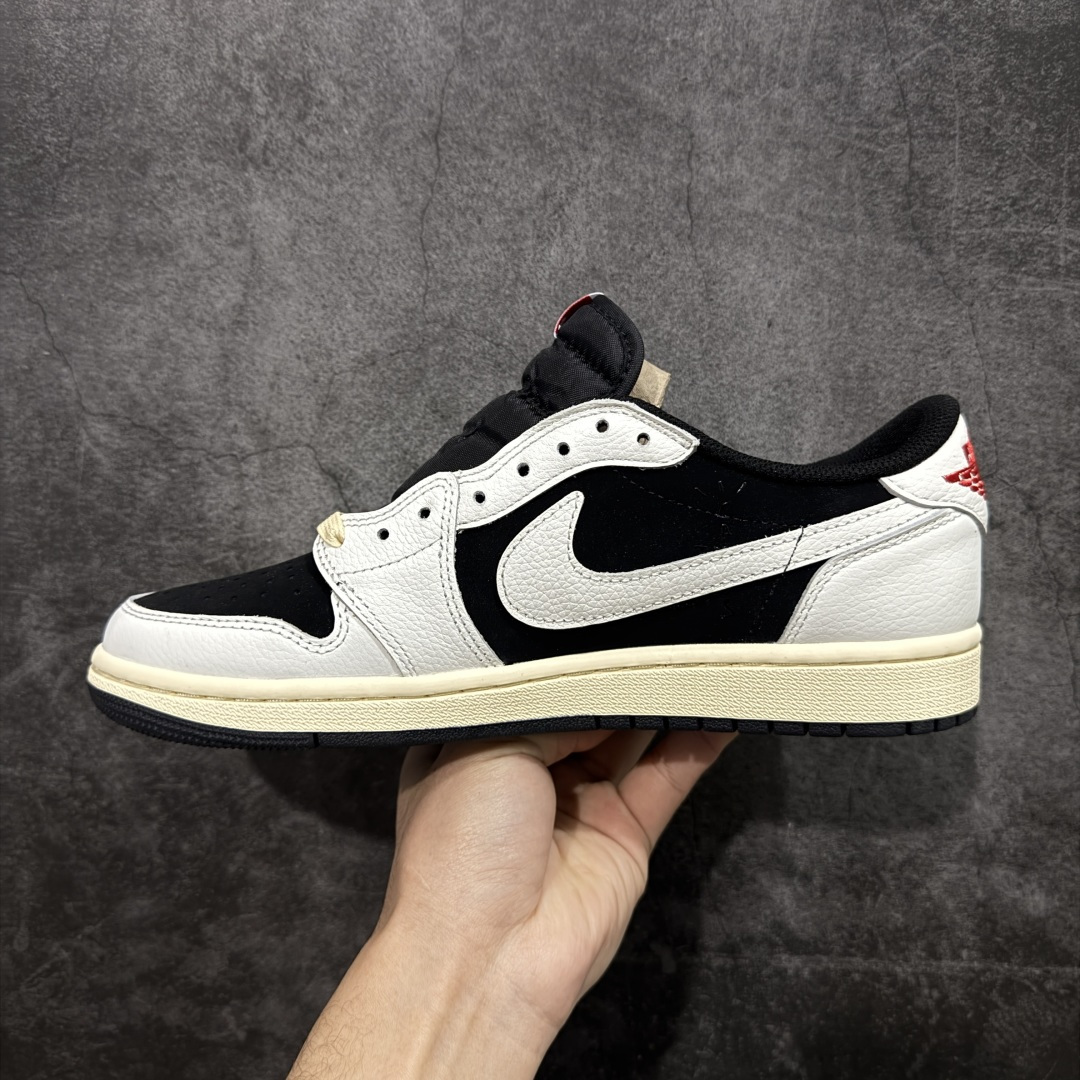图片[2]-【原厂版】Air Jordan 1 x Travis Scott AJ1 x TS联名白黑倒钩低帮 XZ6868-001 超级强悍品质 可对比市场各大纯原版本 专业aj大厂出品 对细节的把控毋庸置疑 材料也是用最接近原鞋的头层皮料 所有地方都没有做到减配 原厂鞋楦打造完美鞋型 整体鞋型以及后跟做的弧度做的非常好 鞋带为原厂打蜡鞋带 粗细程度同步原鞋 裁片清洁度到位 无明显瑕疵毛边 免修产品 正确针车 该重针 该有尖角的地方都有做到 鞋价格非常香 转手可闭眼卖高价 到手各位就知道货有多好 绝对秒杀一切同价格货品 尺码：40-47.5-选品中心