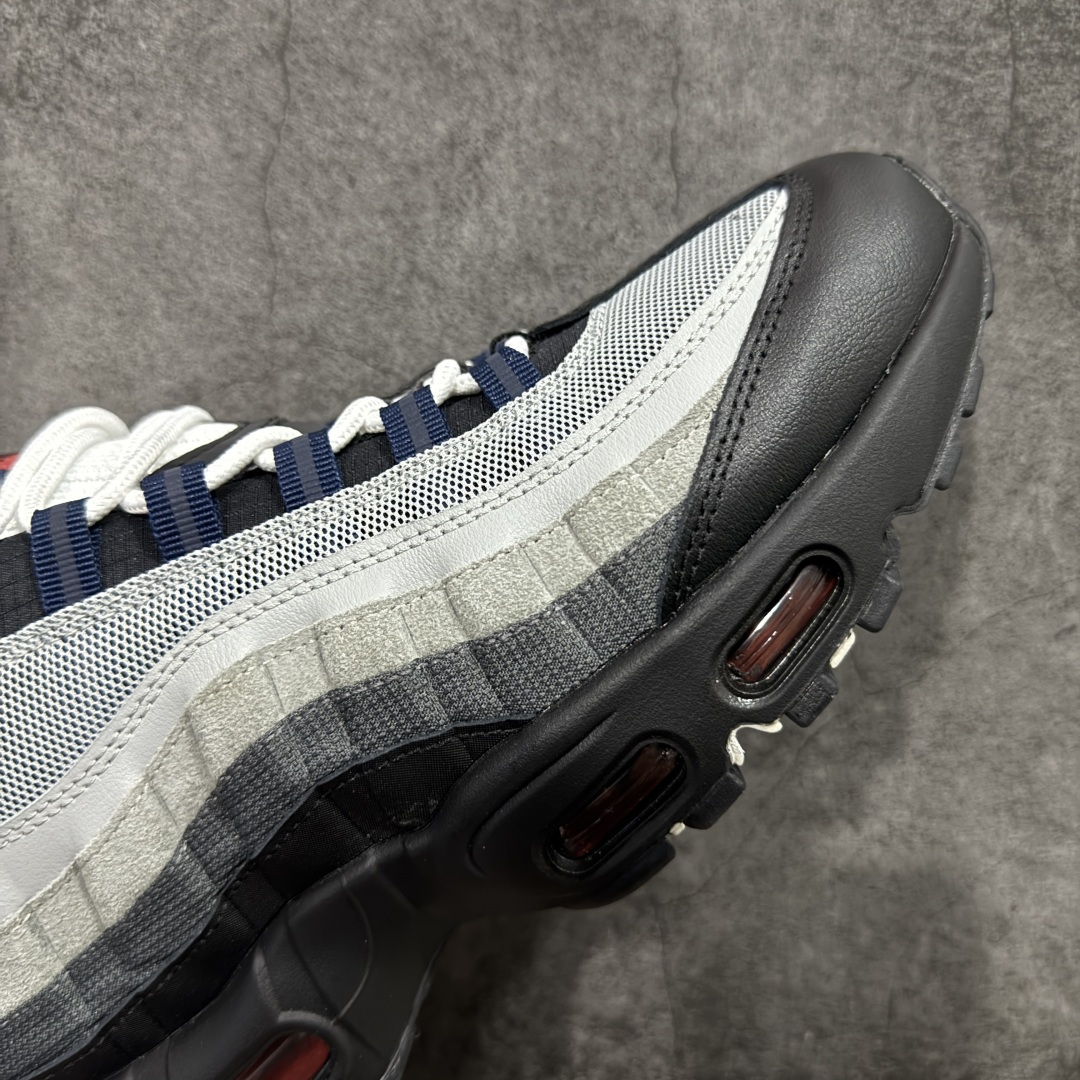 图片[6]-【EM纯原/小绿x】NK Air Max 95 OG 联名复古舒适气垫运动鞋 DM0011-007 全部配色 原鞋开发生产 高度还原 一眼ZP既视感 男女鞋真标半码制 原楦原纸版数据开发 环保进口透气牛皮革材质 高弹EVA缓震中底组合开窗式Air气垫装置 外置防滑耐磨橡胶外底❗ 尺码：36 37.5 38 38.5 39 40 40.5 41 42 42.5 43 44 44.5 45 46 47.5-选品中心