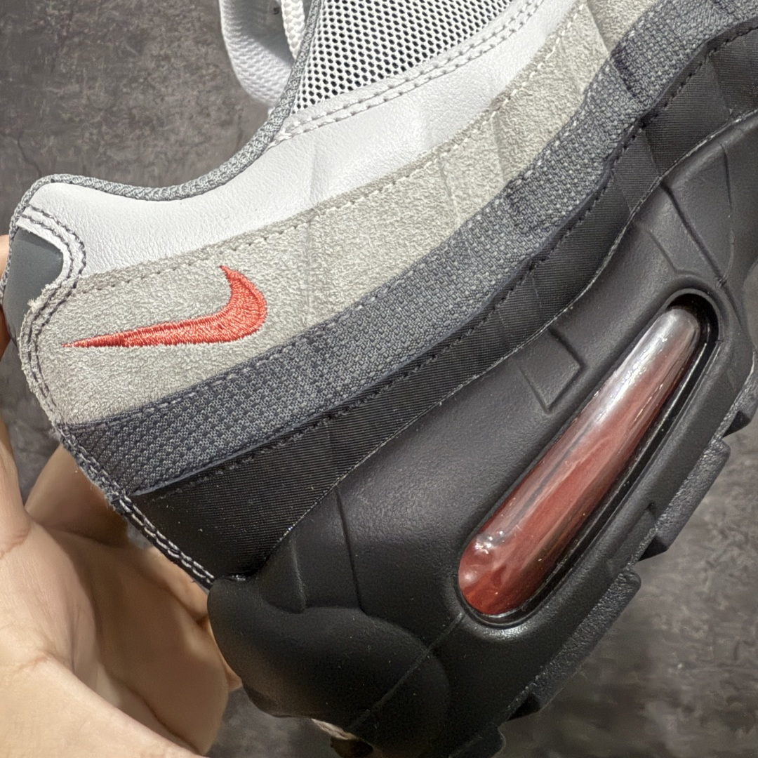 图片[3]-【EM纯原/小绿x】NK Air Max 95 OG 联名复古舒适气垫运动鞋 DM0011-007 全部配色 原鞋开发生产 高度还原 一眼ZP既视感 男女鞋真标半码制 原楦原纸版数据开发 环保进口透气牛皮革材质 高弹EVA缓震中底组合开窗式Air气垫装置 外置防滑耐磨橡胶外底❗ 尺码：36 37.5 38 38.5 39 40 40.5 41 42 42.5 43 44 44.5 45 46 47.5-选品中心