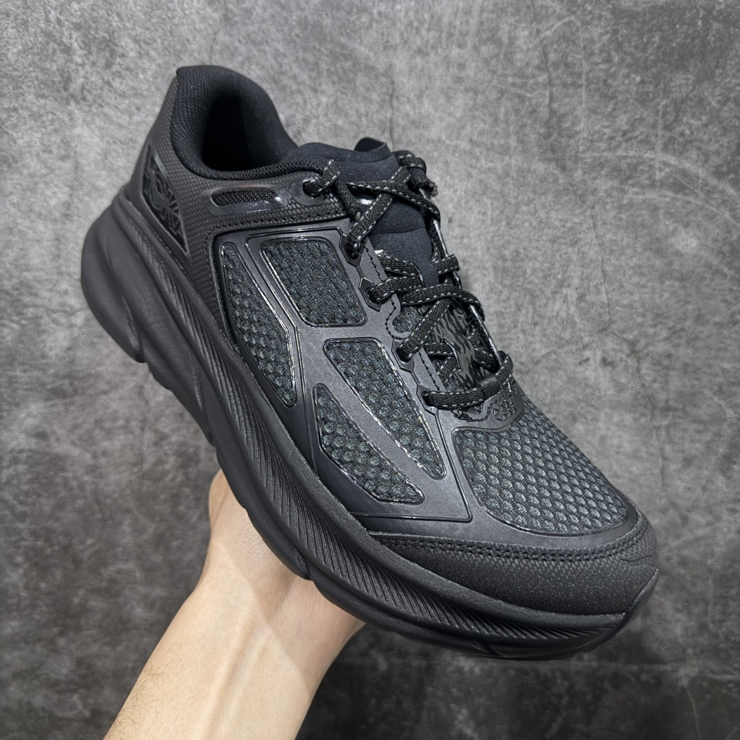 图片[3]-【纯原H版】HOKA ONE ONE U Clifton One9 舒适 防滑耐磨 低帮 生活休闲鞋 男女同款 货号 1155370 鞋面用轻的无缝架构 鞋带用了弹性不易松脱的扁宽弹性鞋带 轻薄的TPU贴在透气的鞋面上 前掌与中掌部分进行加宽 橡胶大底 EVA缓震鞋底用滚动平衡技术引导跑者自然步态 轻量化材料高弹力泡棉升级中底 内嵌欧索莱Ortholite® 混合(再生)鞋垫 外置耐磨防滑橡胶模块❗️ 尺码：36 36.5 37.5 38 39 40 40.5 41 42 42.5 43 44 45-选品中心