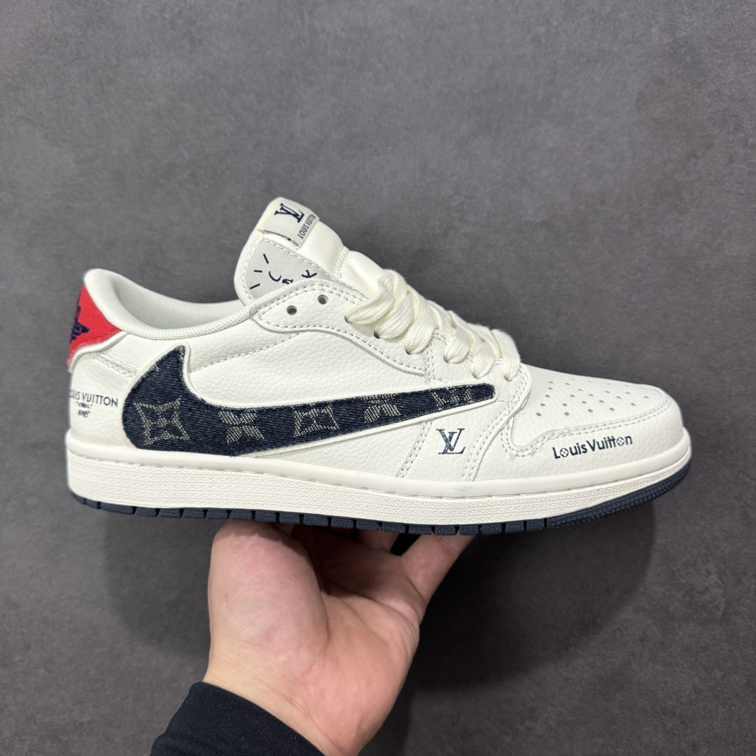 【定制版】Nike Jordan Air Jordan倒勾 “ LV联名——蓝红牛仔勾” 高端定制 低帮 复古 减震 防滑 耐磨 篮球鞋 定制鞋盒 大厂纯原品质出货 超高清洁度 皮料切割干净无任何毛边 细节完美 货号：JW1188-168 尺码： 36 36.5 37.5 38 38.5 39 40 40.5 41 42 42.5 43 44 44.5 45-选品中心