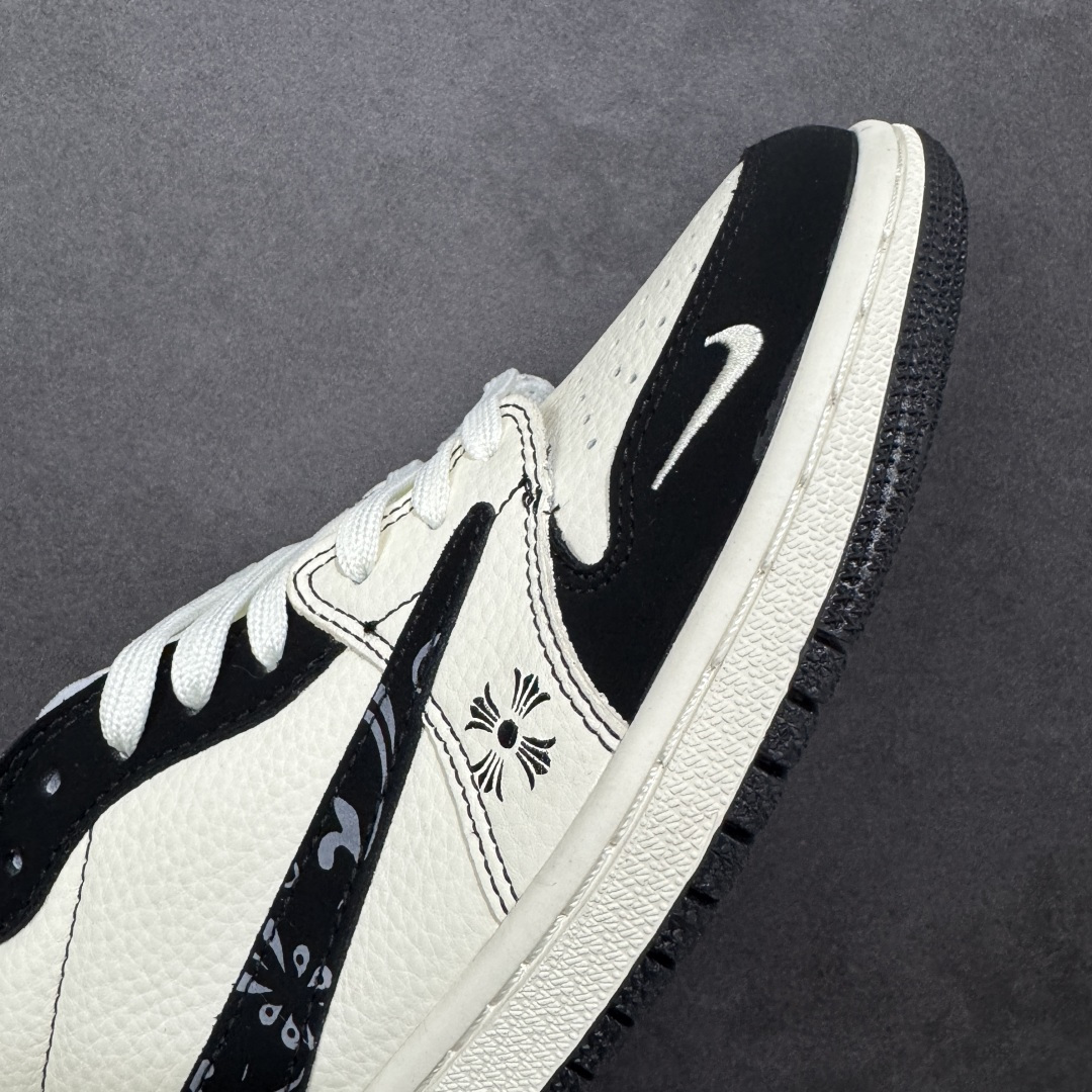 图片[5]-【定制版】Travis Scott x Jordan 1 Low “克罗心联名——印花翻毛米黑” 高端定制 乔丹倒勾低帮休闲板鞋 大厂纯原品质出货 纯正版型 定制鞋盒 皮料切割干净无任何毛边 细节完美 超高清洁度 货号：DD7866-108 尺码：36 36.5 37.5 38 38.5 39 40 40.5 41 42 42.5 43 44 44.5 45 编码：HXSB330340-选品中心