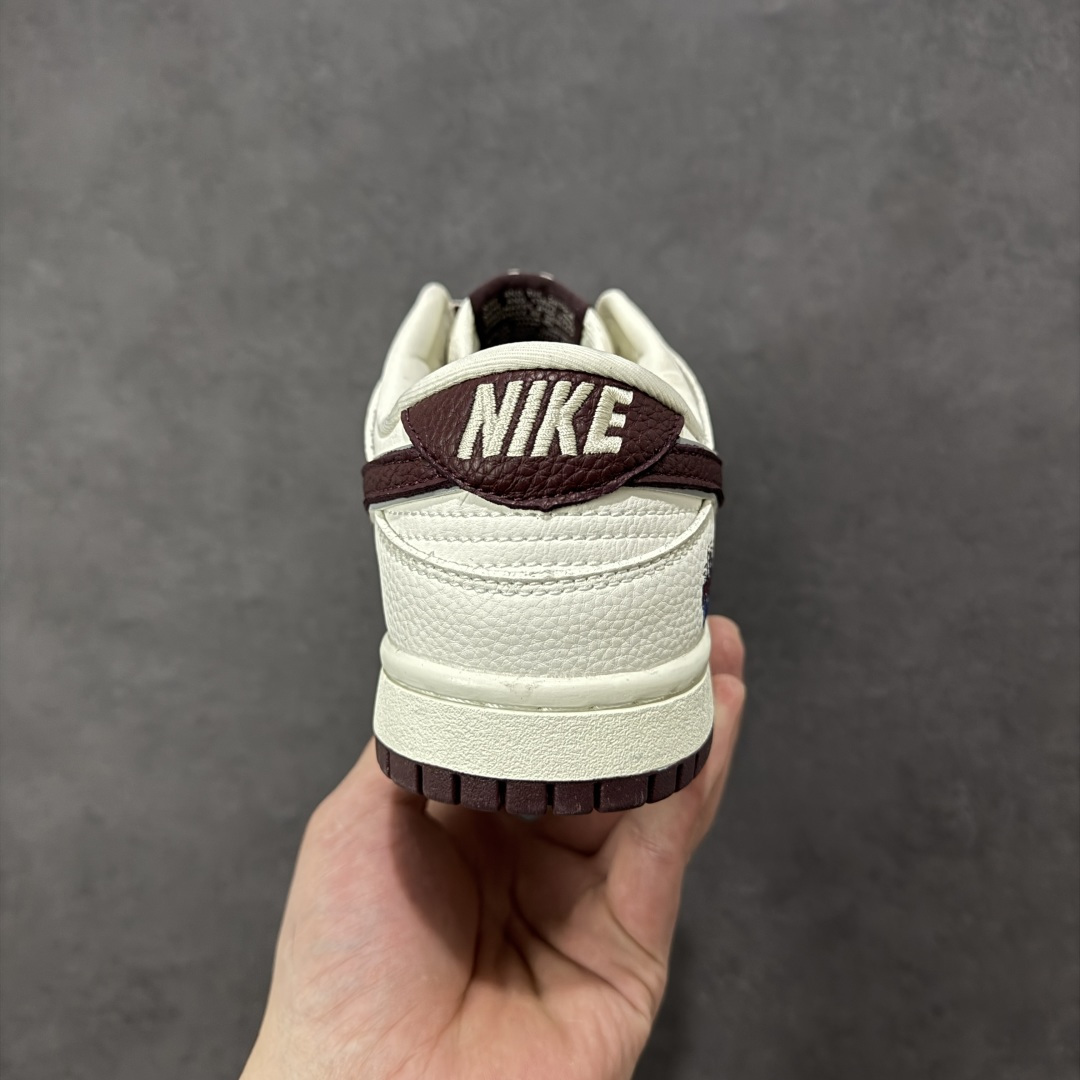 图片[4]-【定制版】Nike SB Dunk Low \”LV联名“——白酒红” 高端定制 低帮休闲板鞋 定制鞋盒 高级夜光效果 Ortholite鞋垫透气防臭 大厂纯原品质出货 超高清洁度 皮料切割干净无任何毛边 细节完美 货号：YF9511-917 尺码： 36 36.5 37.5 38 38.5 39 40 40.5 41 42 42.5 43 44 44.5 45-选品中心