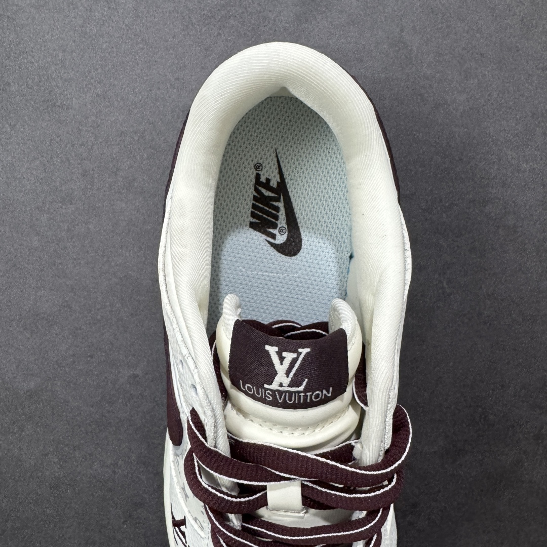 图片[7]-【定制版】Nike SB Dunk Low \”LV联名“——白酒红” 高端定制 低帮休闲板鞋 定制鞋盒 高级夜光效果 Ortholite鞋垫透气防臭 大厂纯原品质出货 超高清洁度 皮料切割干净无任何毛边 细节完美 货号：YF9511-917 尺码： 36 36.5 37.5 38 38.5 39 40 40.5 41 42 42.5 43 44 44.5 45-选品中心