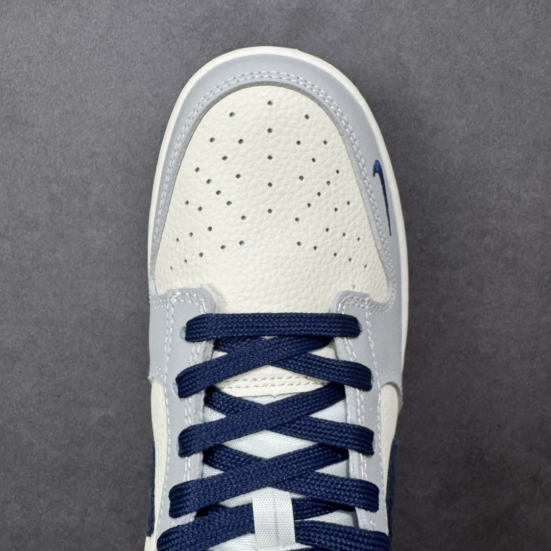 图片[8]-【定制版】Nike SB Dunk Low“ 北面联名—米灰黑拼接” 周年高端定制 低帮休闲板鞋 定制鞋盒 大厂纯原品质出货 超高清洁度 皮料切割干净无任何毛边 细节完美 货号：MN1688-109 尺码：36 36.5 37.5 38 38.5 39 40 40.5 41 42 42.5 43 44 44.5 45 编码：HXSB330340-选品中心