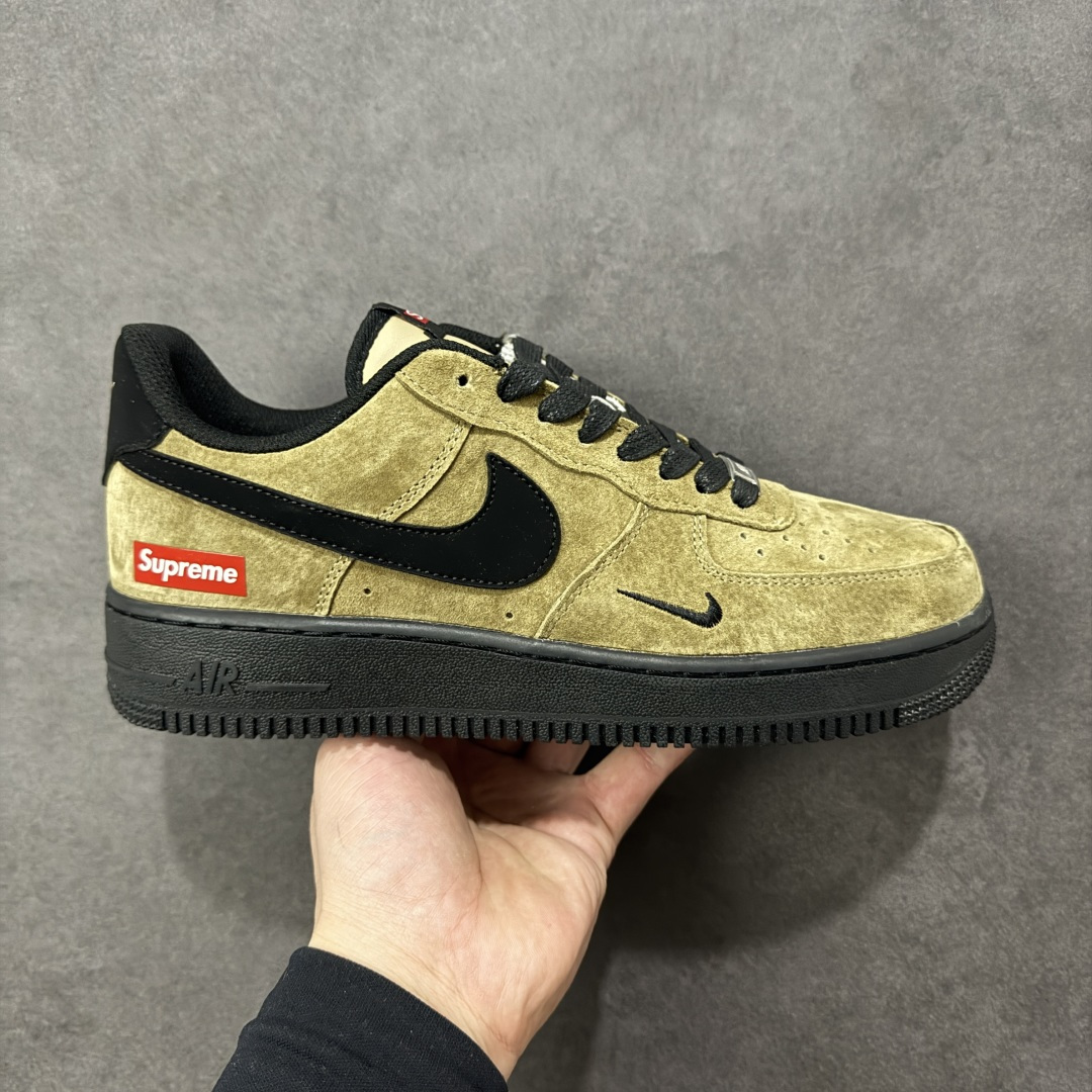 【定制版】公司级NIke Air Force 1 \’07 Low “LV联名–卡其墨黑” 空军一号低帮 运动鞋 休闲鞋 顶级麂皮 折边针车 工艺难度大 原楦头原纸板 高端定制鞋盒 原厂鞋底 超高清洁度 细节完美 货号：DV5477-201 尺码：36 36.5 37.5 38 38.5 39 40 40.5 41 42 42.5 43 44 44.5 45 编码：HXSB310320-选品中心