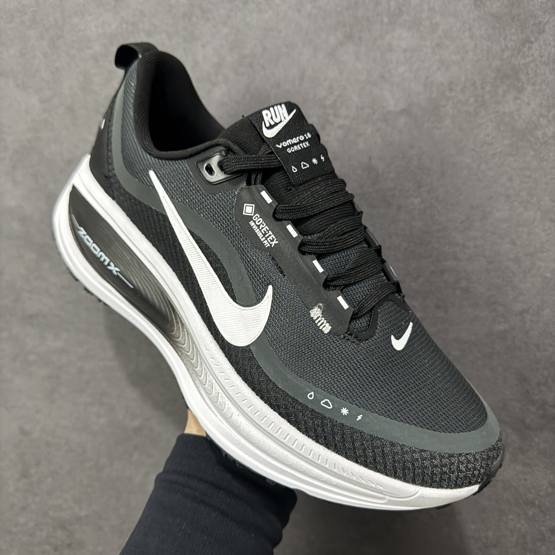 图片[3]-【公司级】Nike VOMERO 18 GTX 耐克 舒适减震防滑 低帮跑步鞋 全掌ReactX泡绵中底 前掌和后跟还配备了Air Zoom气垫单元 据说跑起来更快更舒适哦 这次最大的升级点 首次引入了ReactX泡绵 货号：HQ7002-002 尺码：40 40.5 41 42 42.5 43 44 45 46 编码：XSB230240-选品中心
