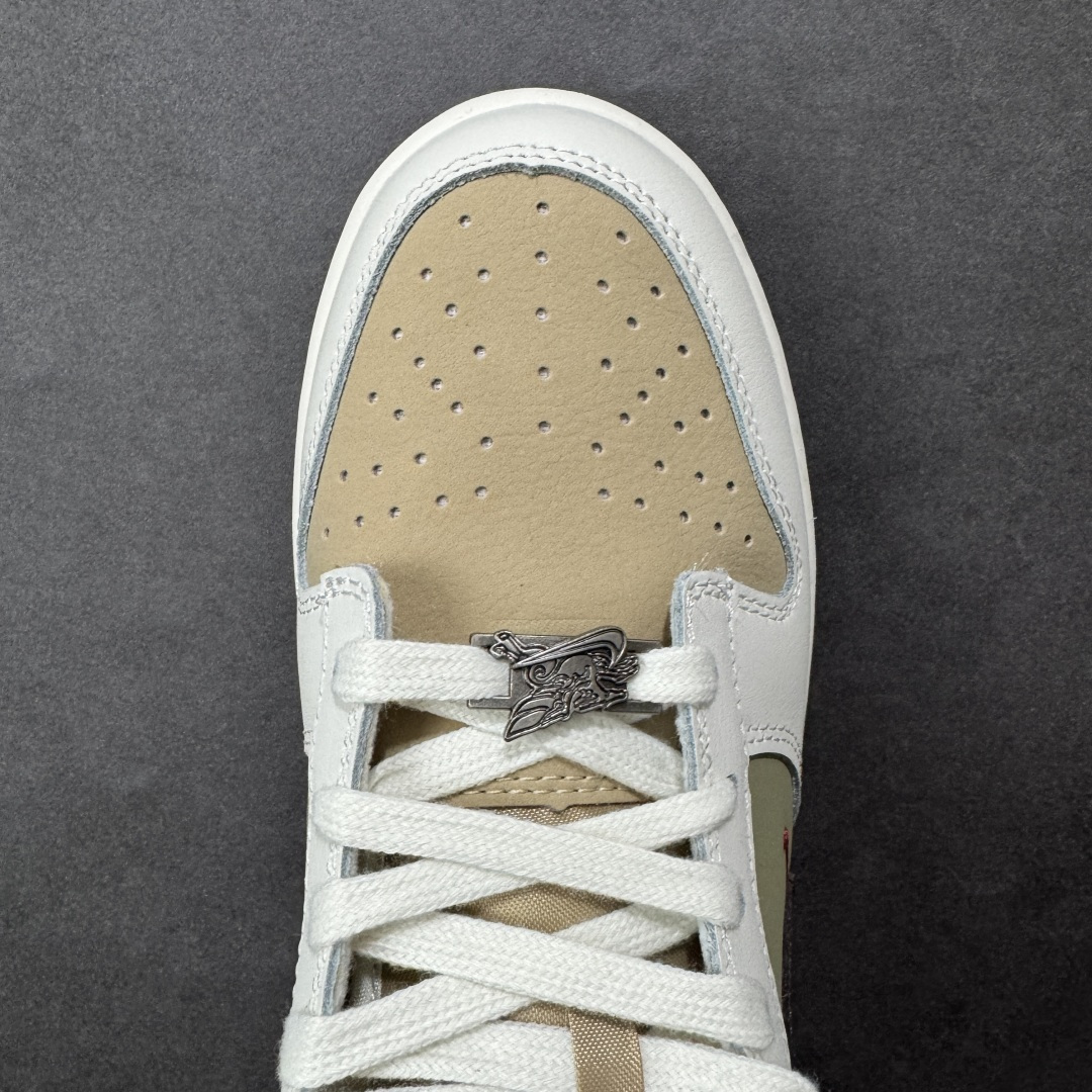 图片[8]-【公司级】公司级 头层 Nk Dunk Pegasus Pack CNY \”马年限定\” 舒适贴合 低帮 板鞋 男女同款 米褐色 米棕配色+敦煌飞马暗纹刺绣，红勾+马蹄金属扣戳中细节控，鞋垫还藏《天马赋》篆字，国潮味儿直接拉满！ 货号： IQ1118-220 尺码：36 36.5 37.5 38 38.5 39 40 40.5 41 42 42.5 43 44 44.5 45 46 编码：GQB260270-选品中心