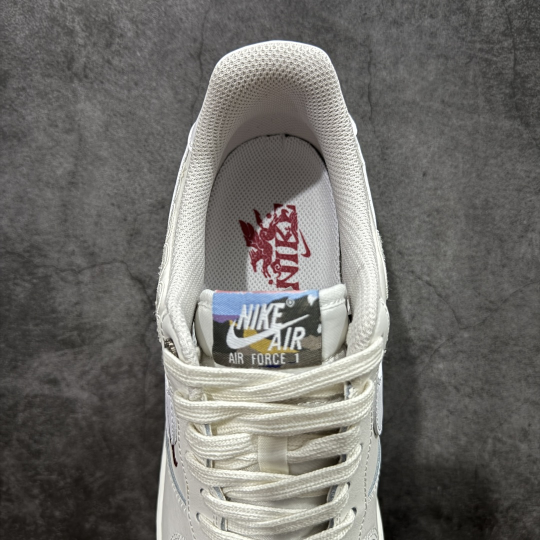 图片[8]-【渠道LJ版本】Nike Air Force 1\’07 Low 马年限定 空军一号低帮休闲板鞋 IQ1119-011  原版品质 专柜特供 原楦头原纸板 定制五金配件 内置全掌气垫 原厂鞋底   尺码：36 36.5 37.5 38 38.5 39 40 40.5 41 42 42.5 43 44 44.5 45 46-选品中心