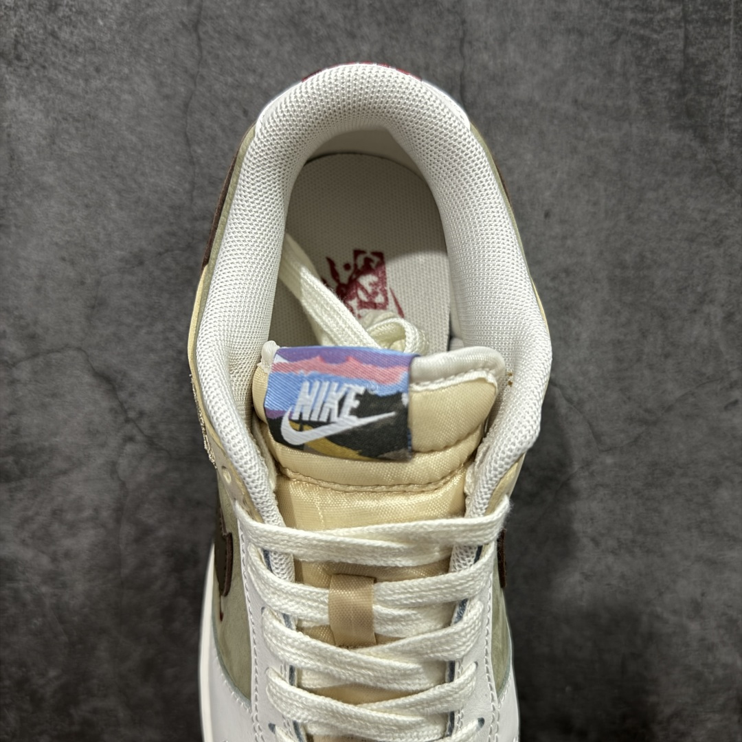 图片[8]-【Z版原厂皮】Nike SB Dunk Low“ 马年限定”周年高端定制 低帮休闲板鞋 市场唯一正确原厂皮批次 大厂纯原品质出货 区别市场错版 超高清洁度 皮料切割干净无任何毛边 细节完美 货号：IQ1118-220 尺码： 36 36.5 37.5 38 38.5 39 40 40.5 41 42 42.5 43 44 44.5 45 46 47.5-选品中心