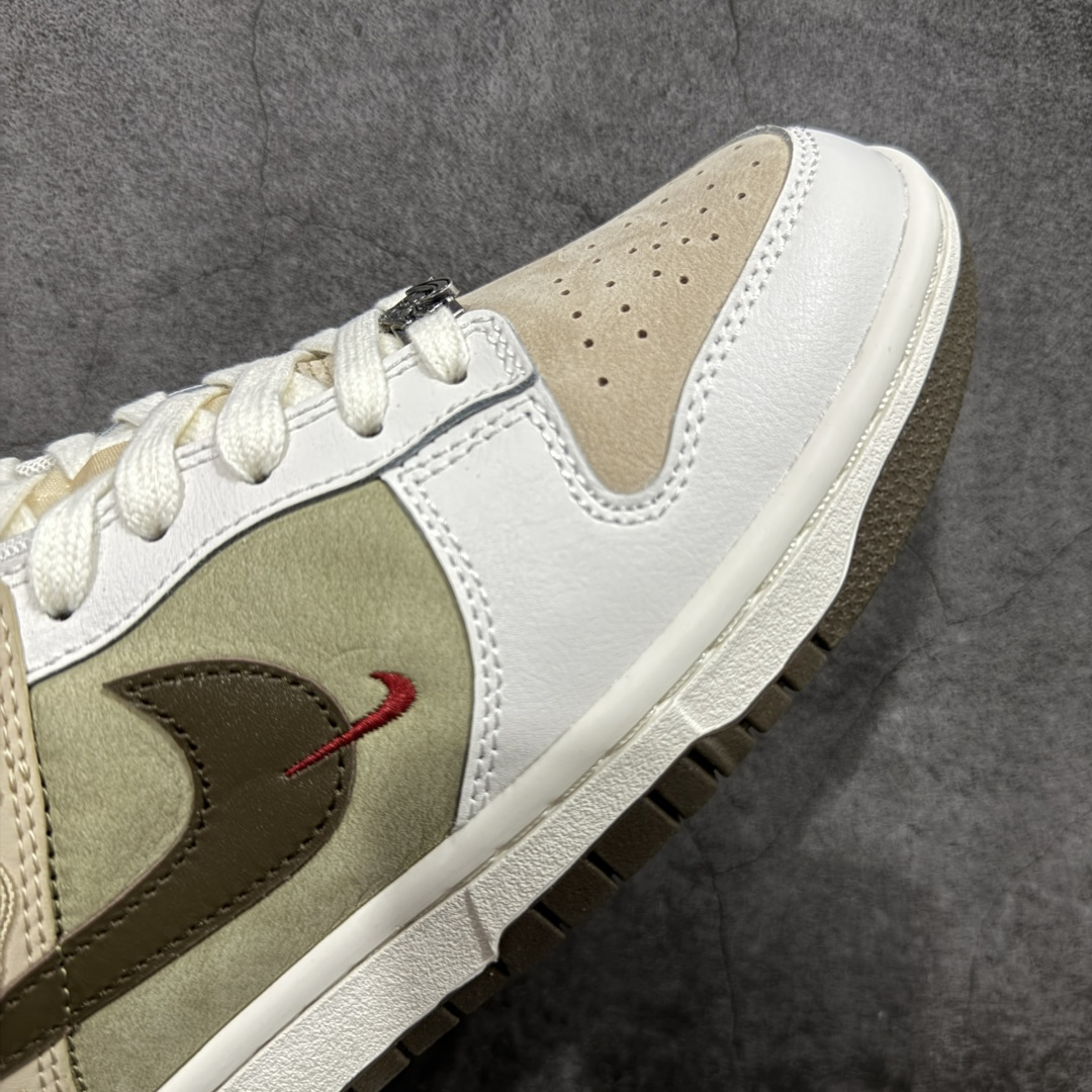 图片[6]-【Z版原厂皮】Nike SB Dunk Low“ 马年限定”周年高端定制 低帮休闲板鞋 市场唯一正确原厂皮批次 大厂纯原品质出货 区别市场错版 超高清洁度 皮料切割干净无任何毛边 细节完美 货号：IQ1118-220 尺码： 36 36.5 37.5 38 38.5 39 40 40.5 41 42 42.5 43 44 44.5 45 46 47.5-选品中心