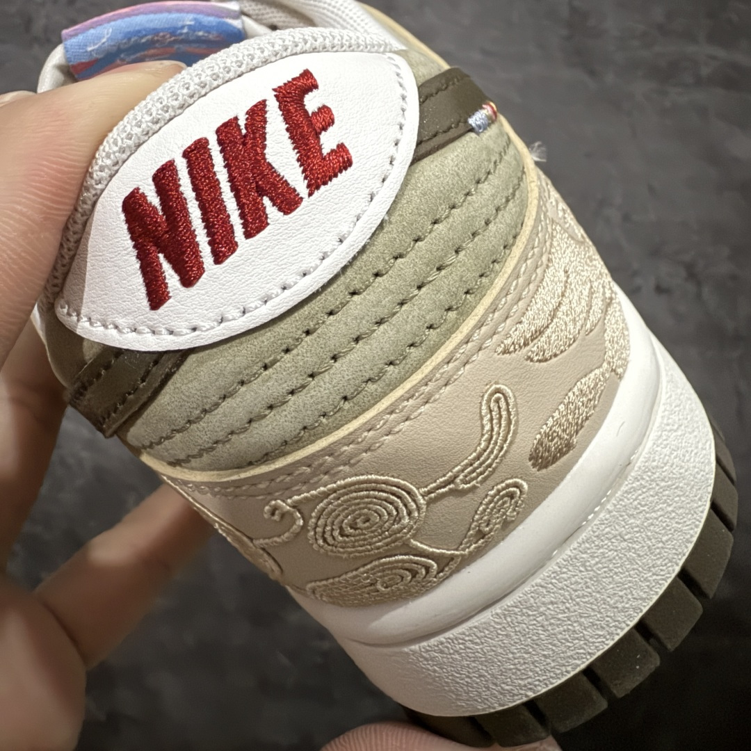 图片[2]-【Z版原厂皮】Nike SB Dunk Low“ 马年限定”周年高端定制 低帮休闲板鞋 市场唯一正确原厂皮批次 大厂纯原品质出货 区别市场错版 超高清洁度 皮料切割干净无任何毛边 细节完美 货号：IQ1118-220 尺码： 36 36.5 37.5 38 38.5 39 40 40.5 41 42 42.5 43 44 44.5 45 46 47.5-选品中心