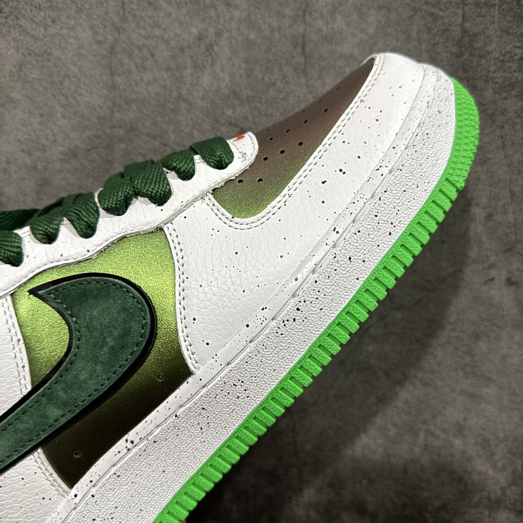 图片[6]-【Top纯原】Doaf x NK Air Force 1 Low 联名款 空军一号低帮休闲板鞋 IU7613-100 原厂冲刀皮料切割干净 无任何毛边 打造纯正空军 全掌内置蜂窝气垫 原盒配件 原厂中底钢印、拉帮完美 全套原楦原模倾力打造完美版型 尺码：36 36.5 37.5 38 38.5 39 40 40.5 41 42 42.5 43 44.5 45 46-选品中心